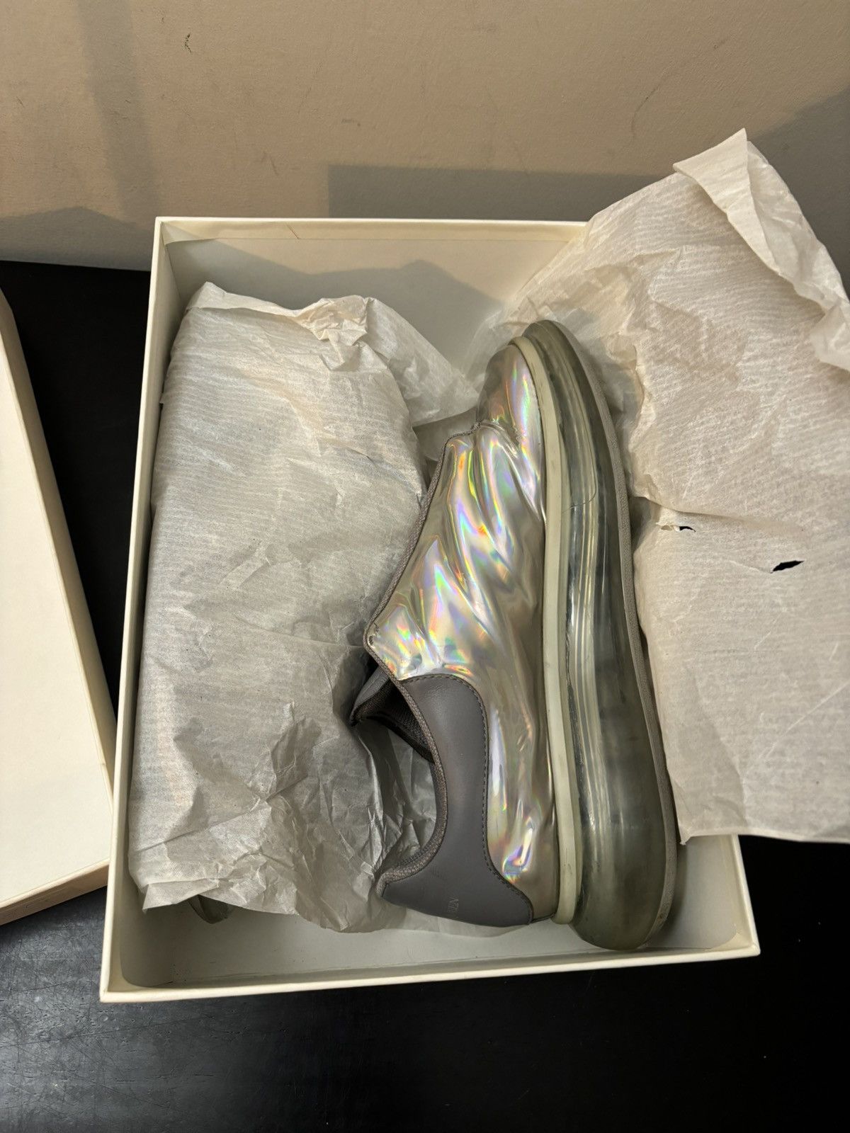 Alexander McQueen Alexander McQueen Oversized Gloss Sneakers Silver Clear Sole Size US 11 / EU 44 - 10 Thumbnail