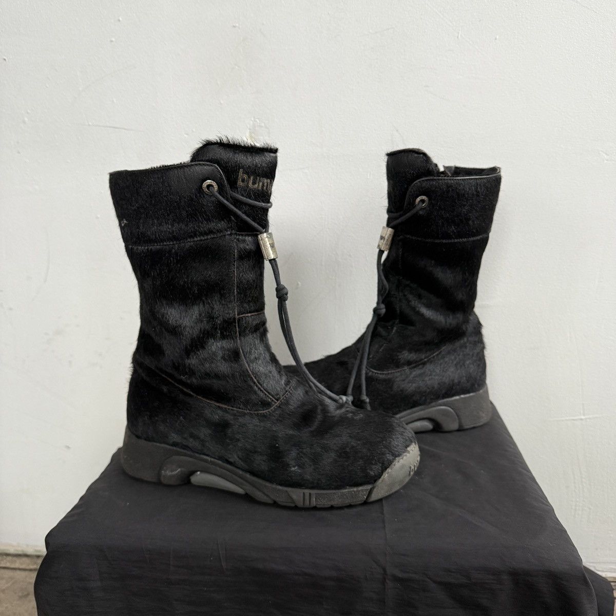 Seditionaries Vintage Bumper Real Pony Fur Lace Up Boots Size US 7.5 / IT 37.5 - 3 Thumbnail