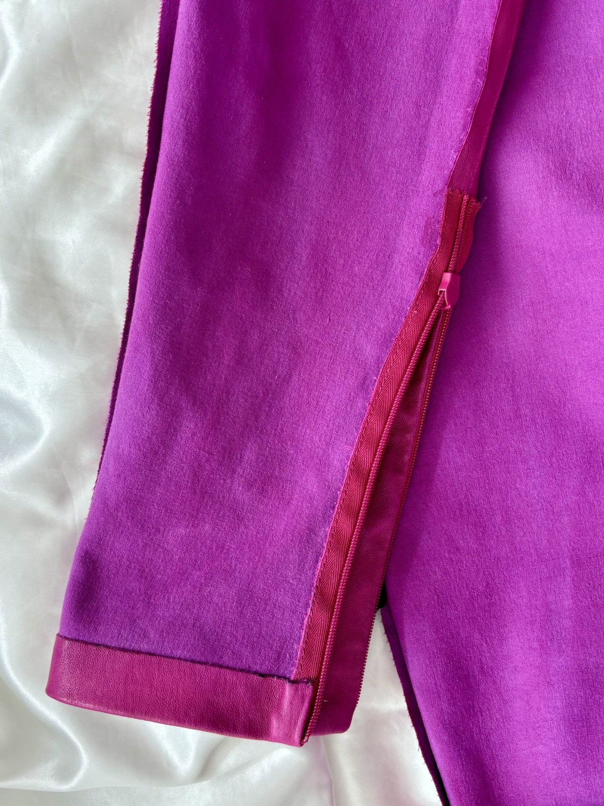 Balenciaga Balenciaga leather pink trousers XS Size 25" / US 0 / IT 36 - 16 Thumbnail