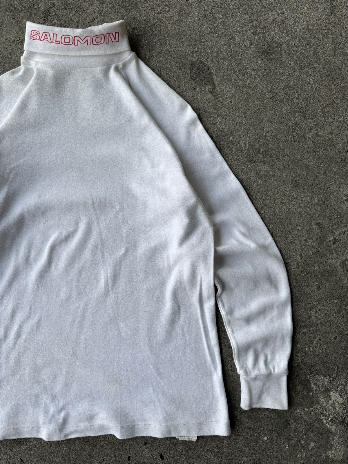 Salomon Vintage Salomon Big Logo Turtleneck Longg Sleeve Tee Size US M / EU 48-50 / 2 - 3 Thumbnail