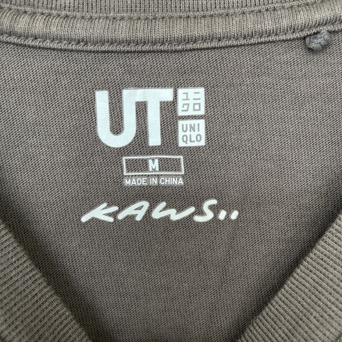 Kaws × Uniqlo 📢SENDOFFER📢 Kaws x Uniqlo 2016 Passing Through Tee Size US M / EU 48-50 / 2 - 5 Thumbnail