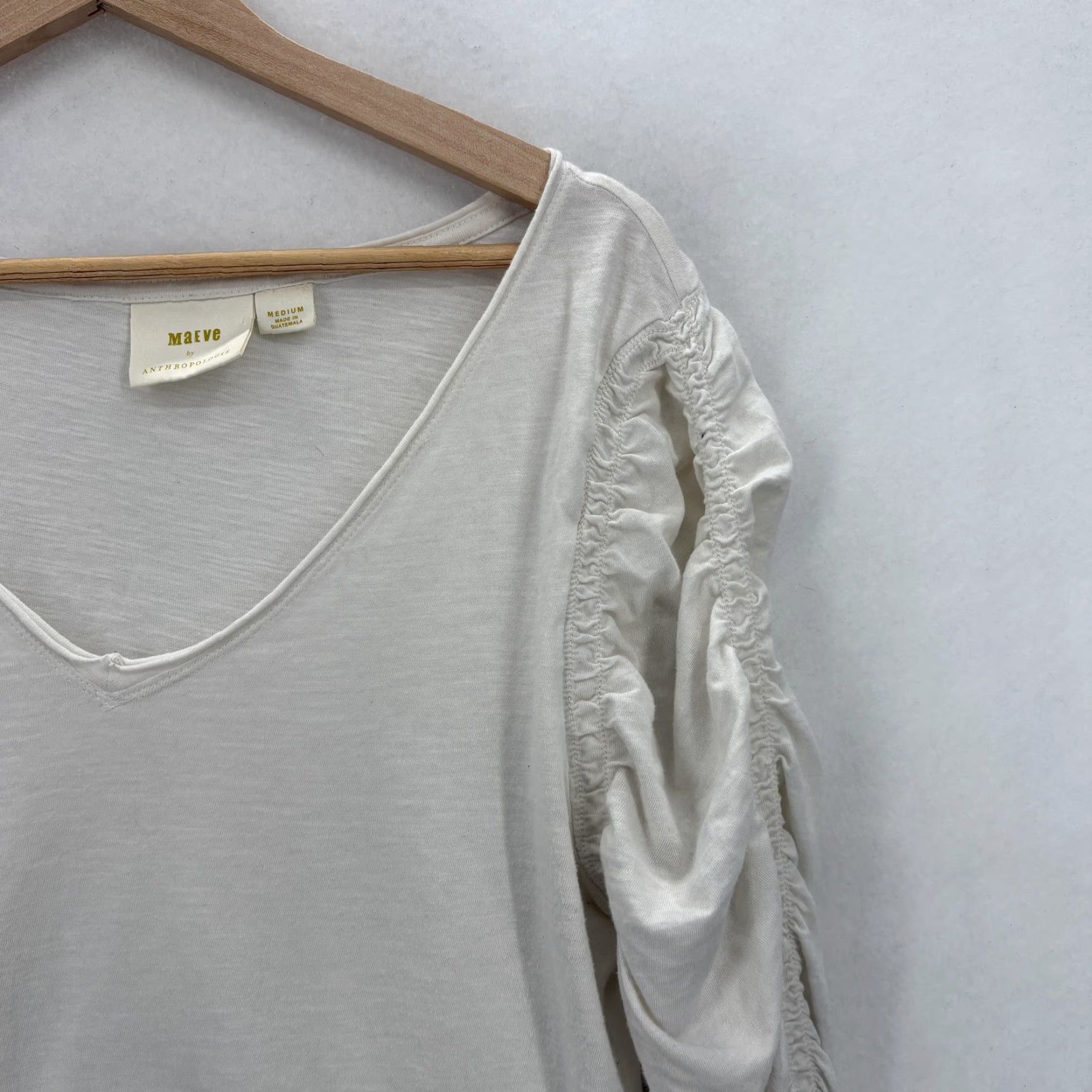 Vintage Maeve Shirt Womens Medium White Ruched Sleeve V Neck Cotton Top Anthropologie Size M / US 6-8 / IT 42-44 - 2 Thumbnail