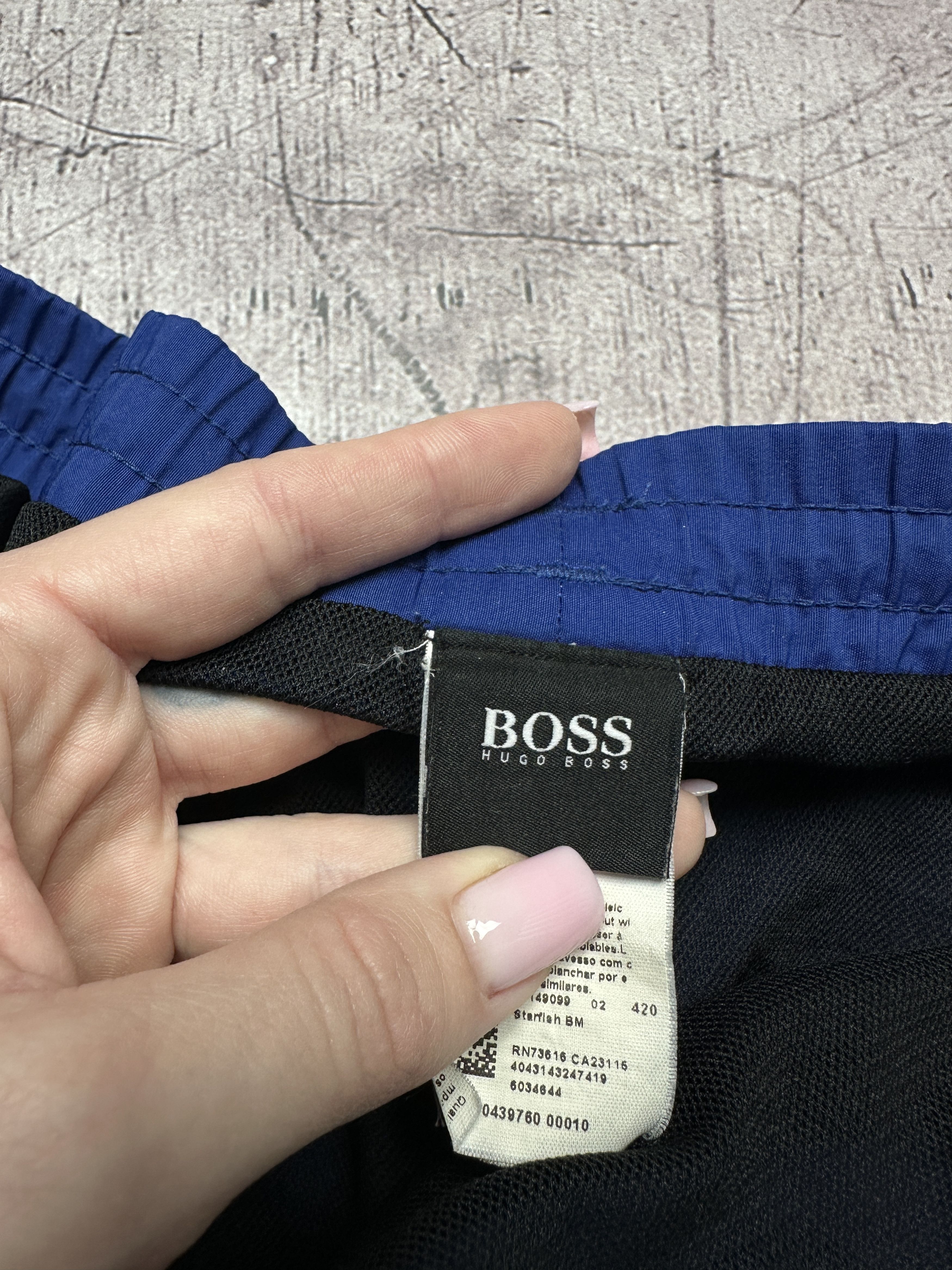 Hugo Boss Hugo Boss Mens Nylon Shorts Size US 34 / EU 50 - 4 Thumbnail