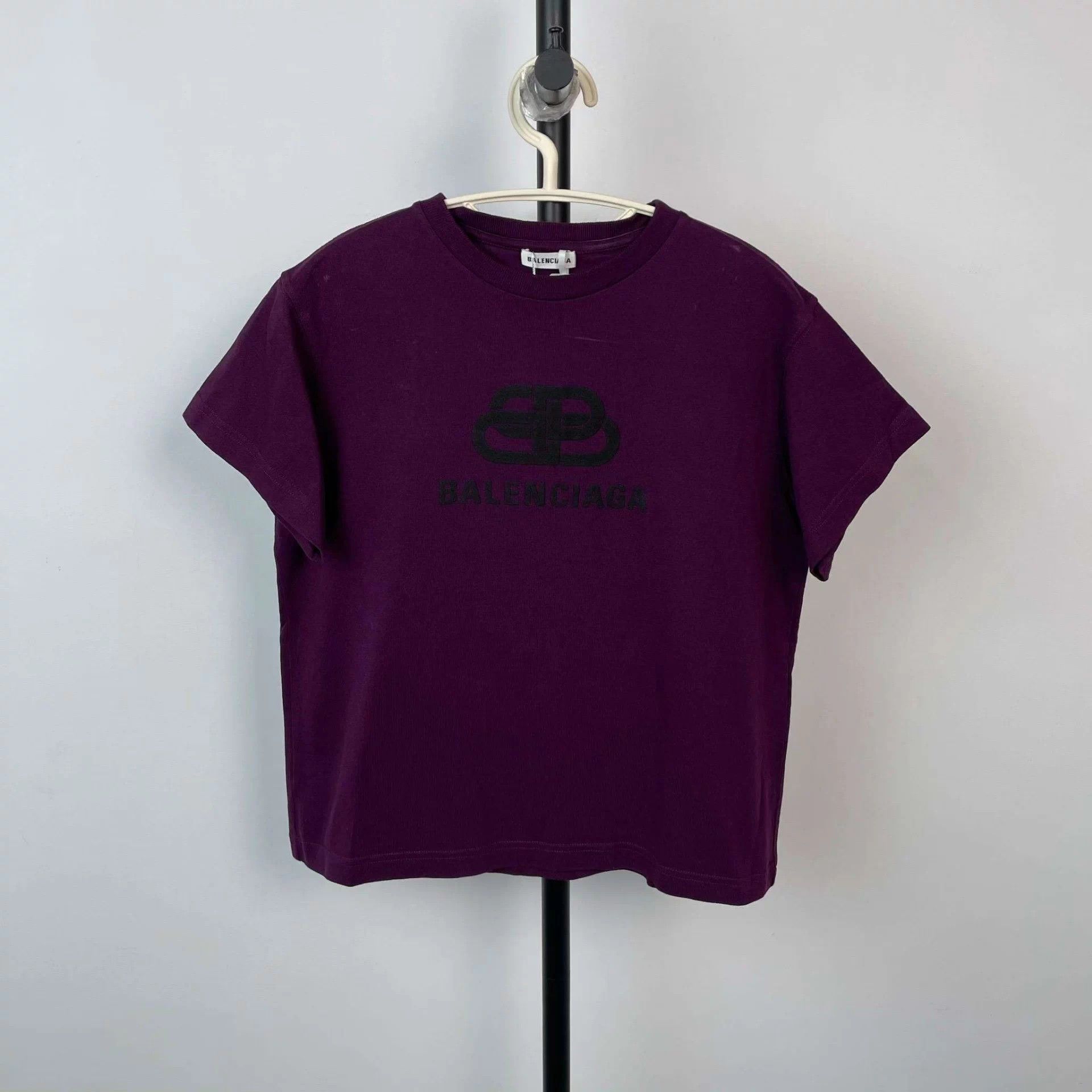 Balenciaga Balenciaga short-sleeve T-shirt S purple Size S / US 4 / IT 40 - 1 Thumbnail
