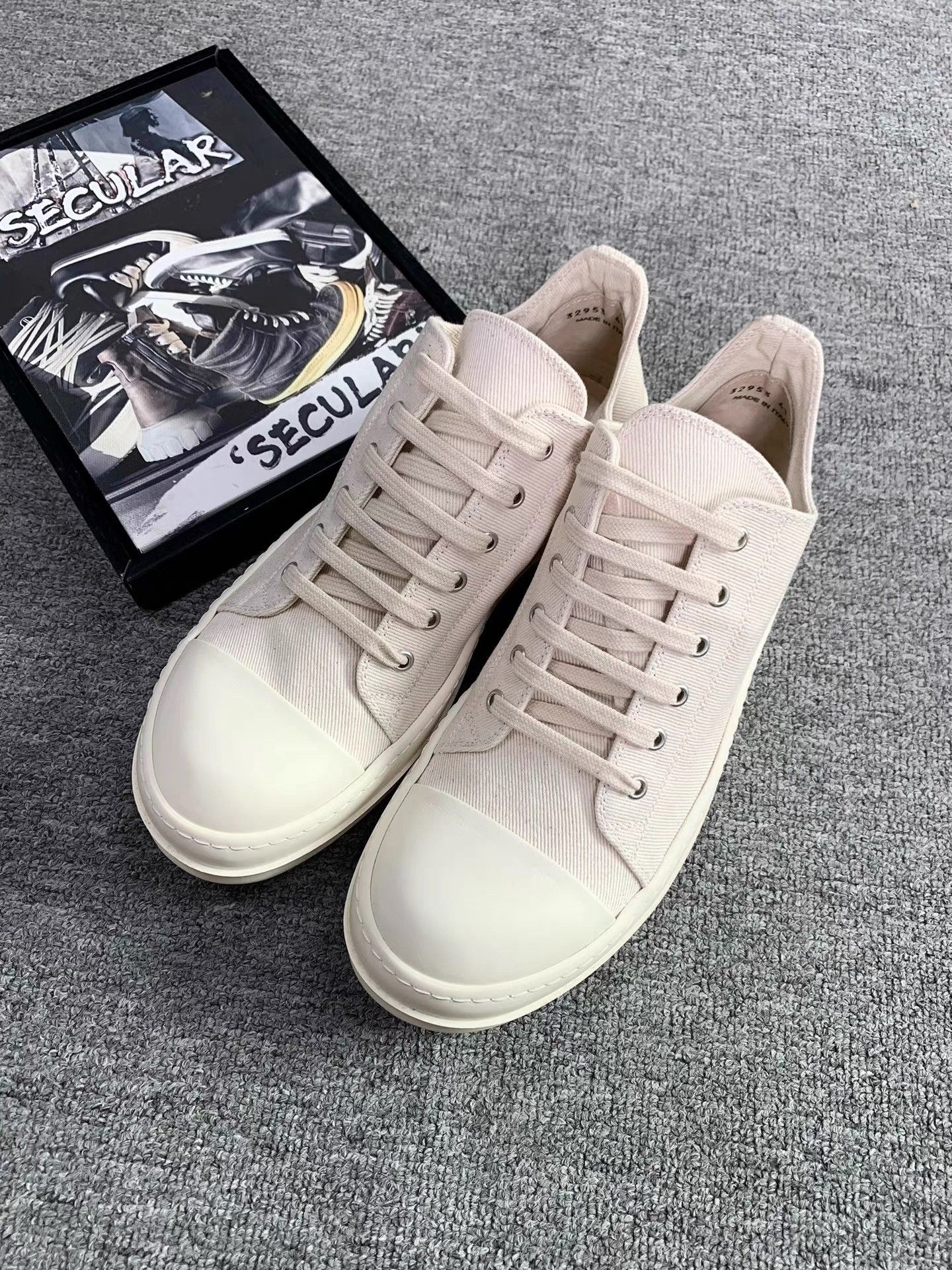 Rick Owens Rick Owens Low-top Canvas Sneakers K34 Size US 7 / EU 40 - 1 Thumbnail