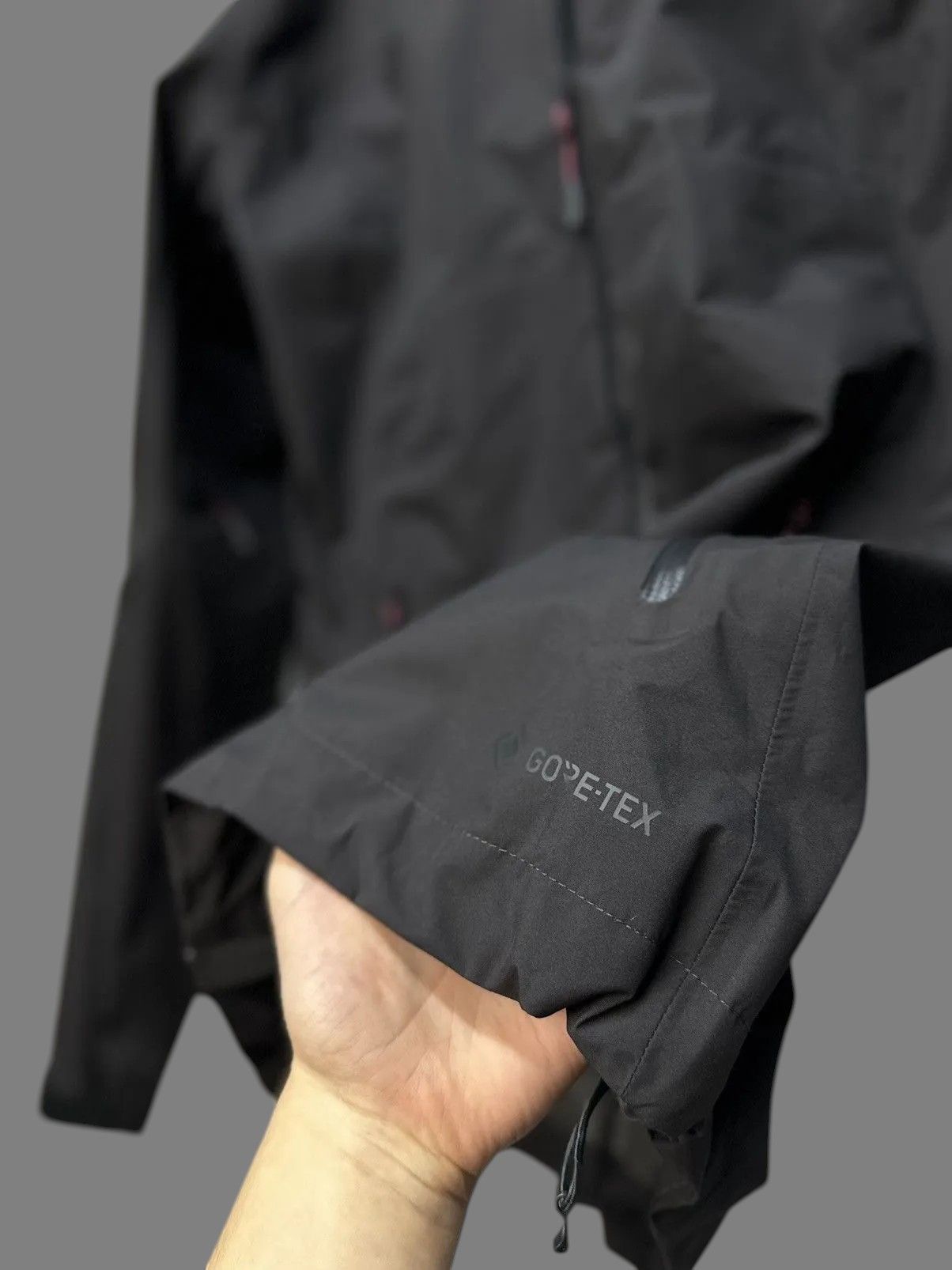 Goretex Mammut Black Shell Jacket Gore-Tex Outdoor Techwear Size S / US 4 / IT 40 - 19 Thumbnail