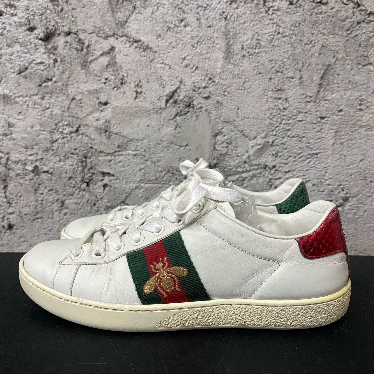 Gucci Gucci bee-themed white sneakers, Size US 5 / IT 35 - 3 Thumbnail