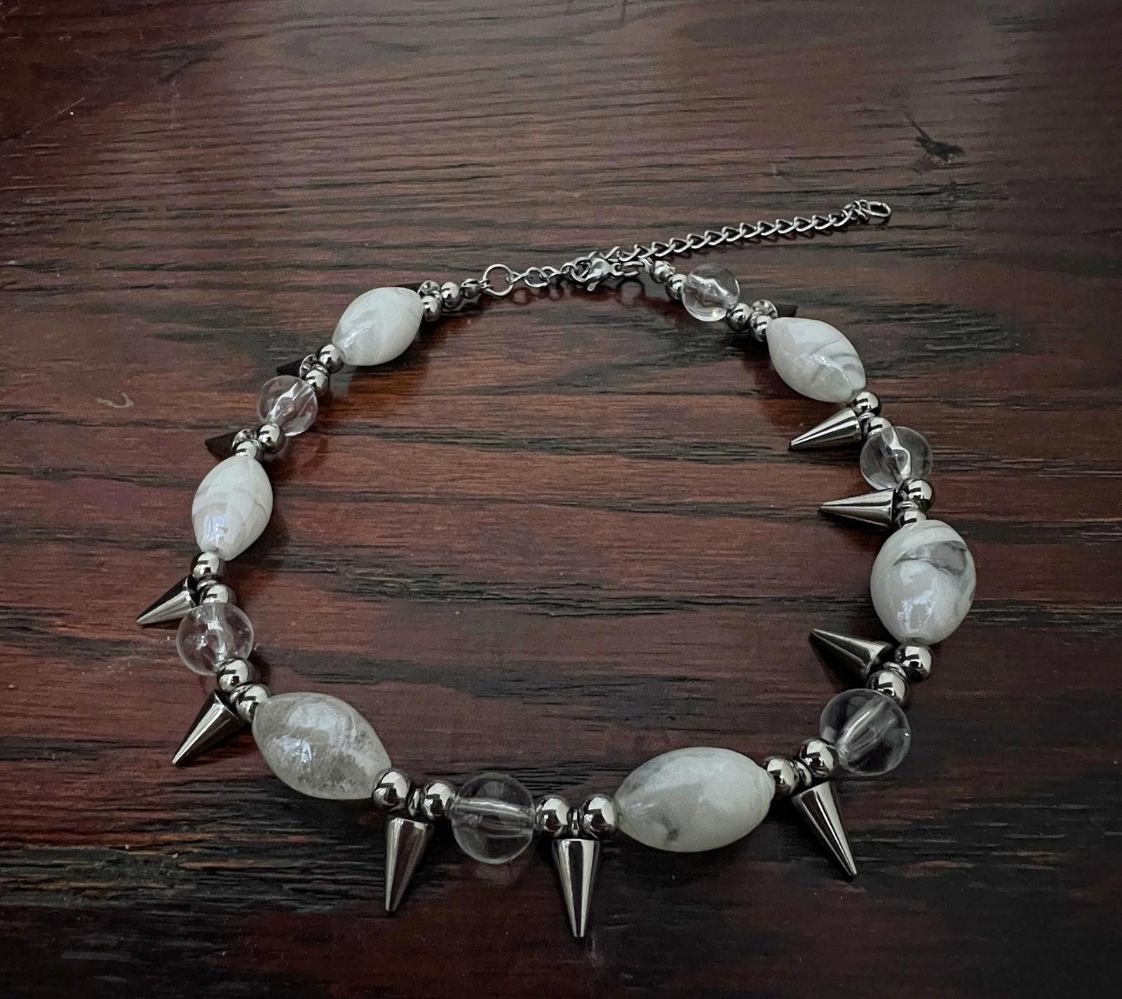 Jewelry White Beaded Spike Spiked Choker Necklace, Punk Jewelry Size ONE SIZE - 4 Thumbnail