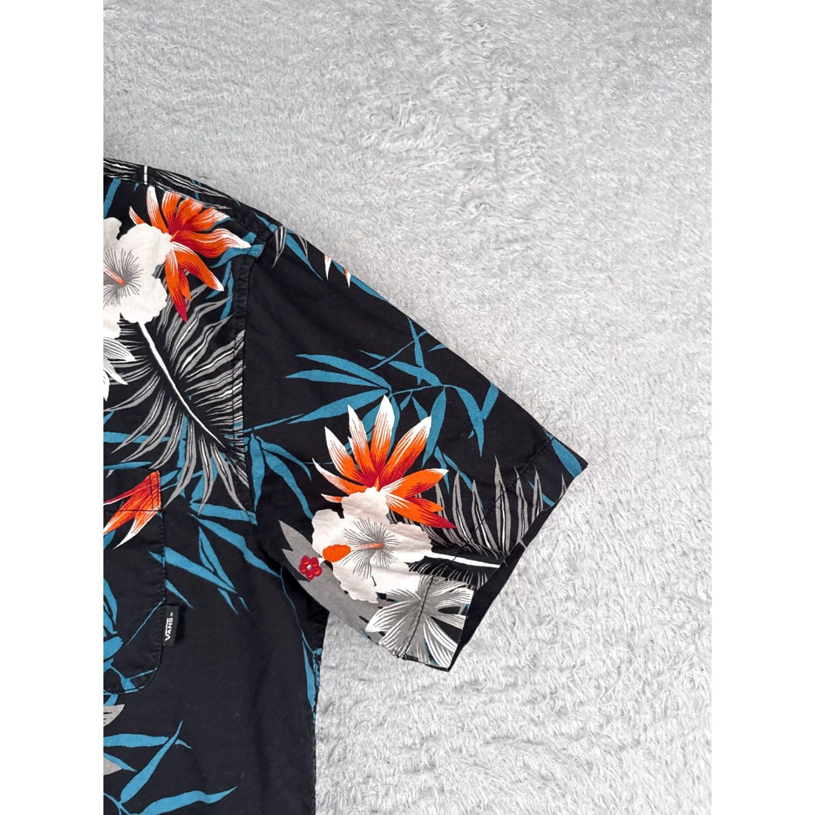 Vans VANS Shirt Men Adult Small Black Floral Leaf Hawaiian Button Up Cotton Mens Size US S / EU 44-46 / 1 - 2 Thumbnail