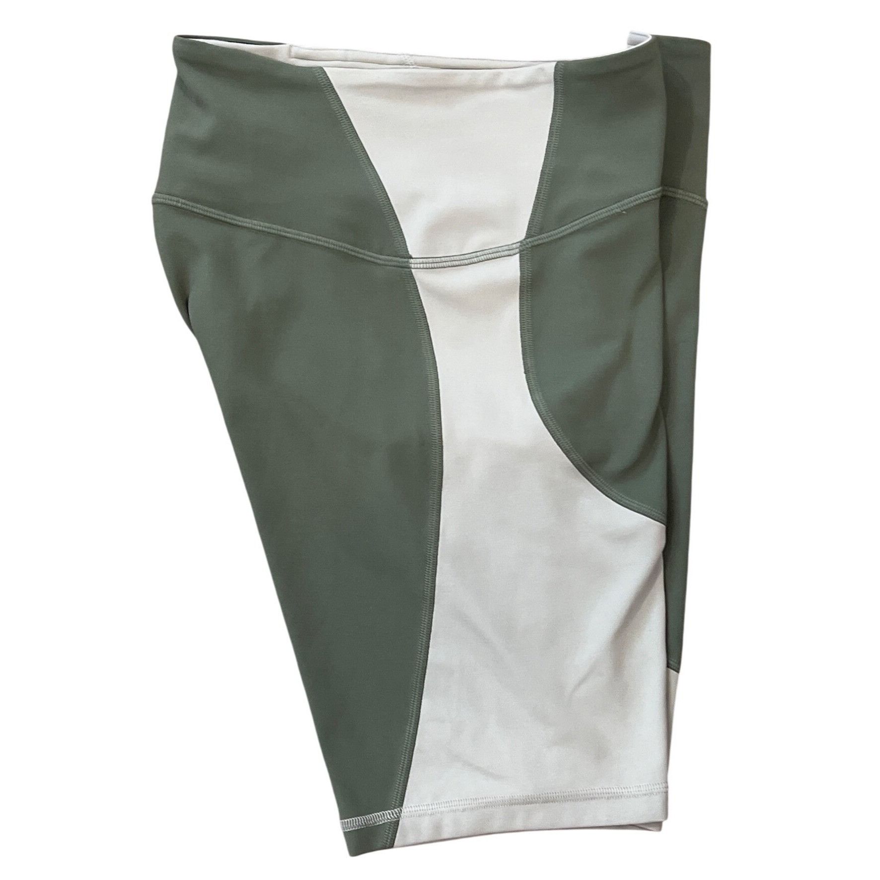 Lululemon Lululemon Nulu Colour Block High-Rise Short 8" Size 6 Green Size 28" / US 6 / IT 42 - 10 Thumbnail