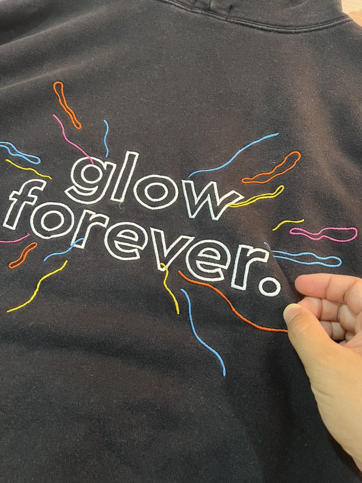 Japanese Brand Glow Forever Boxy Fit Hoodie Embroidered Logo Size US L / EU 52-54 / 3 - 10 Thumbnail