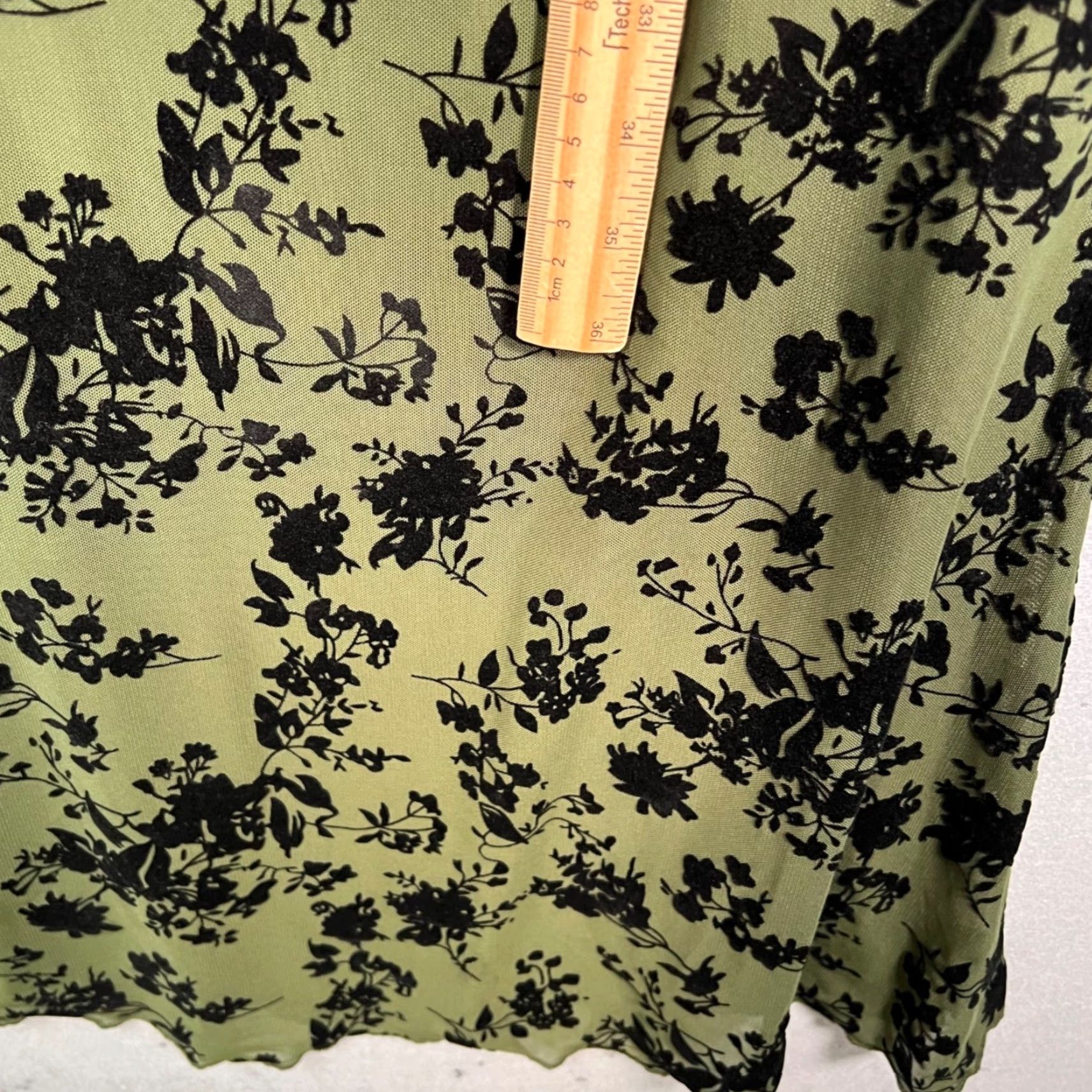 Cider Cider Womens Small Floral Green & Black Maxi Dress w/ Flutter Sleeves Dress Maxi Women Small Floral Green Black Flutter Sleeves Modern Party/Cocktail Size S / US 4 / IT 40 - 7 Thumbnail