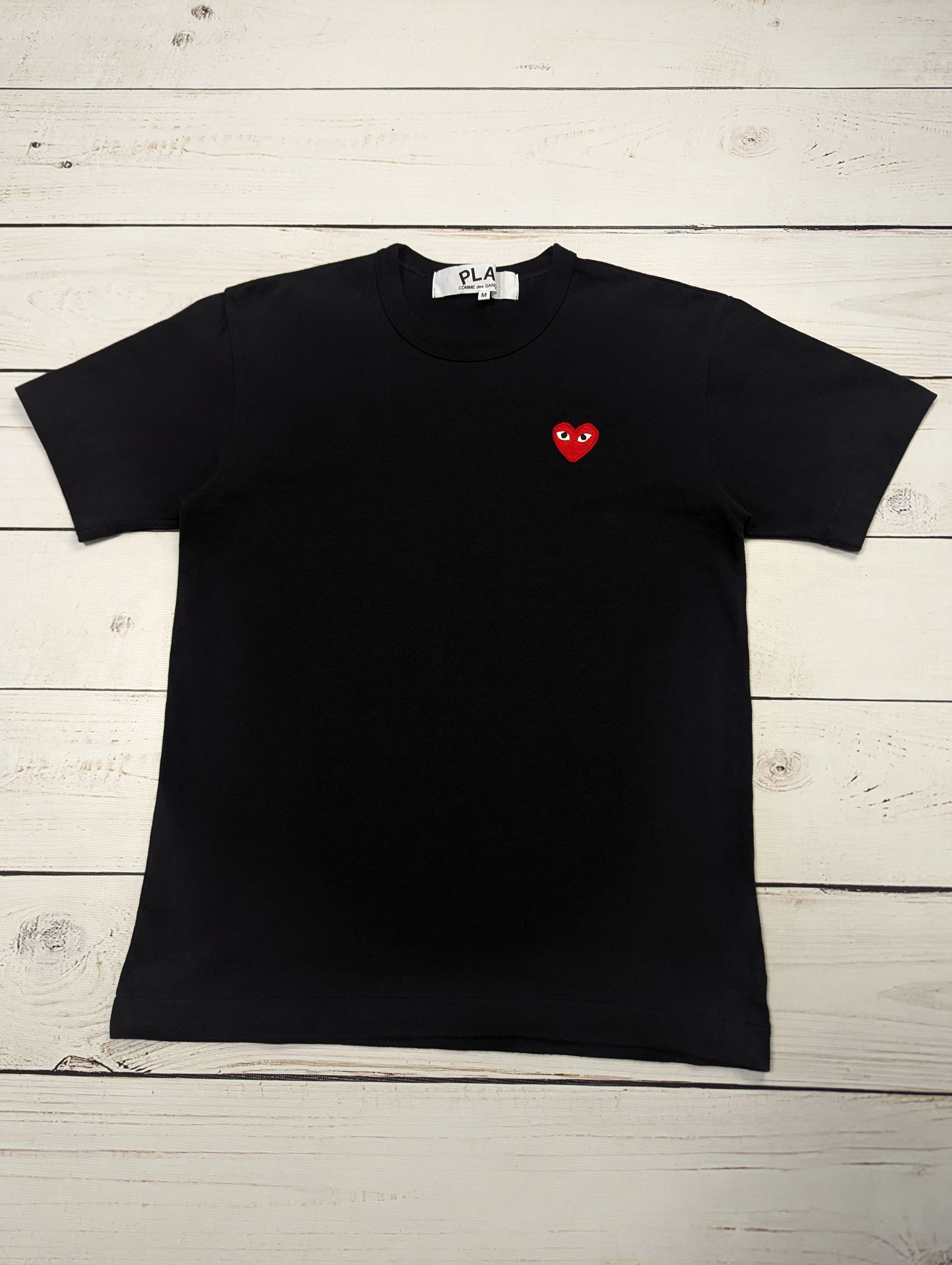 Comme des Garcons PLAY Comme Des Garcons Play black t-shirt AZ-T108 Size US M / EU 48-50 / 2 - 1 Thumbnail