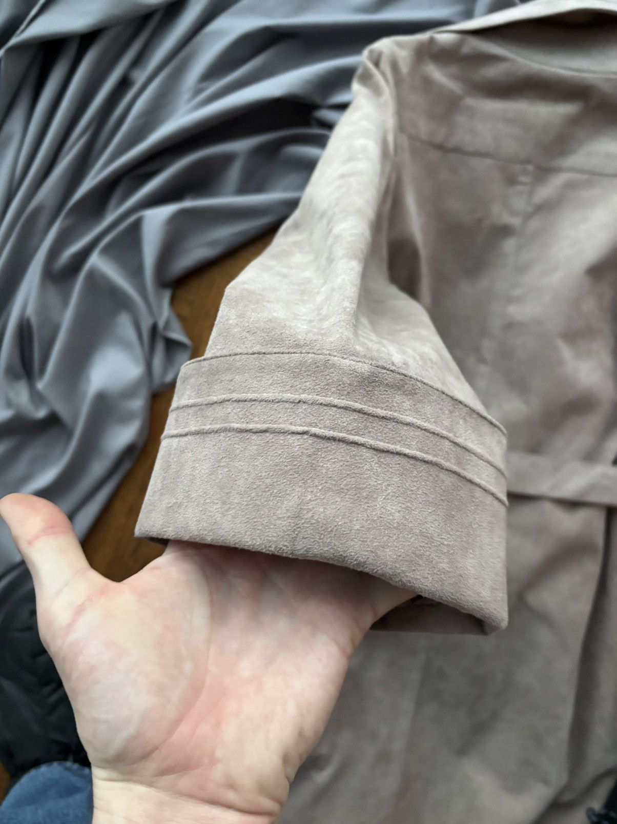 Holt Renfrew × Vintage 1970s Ultrasuede Trench Coat Vintage Holtz Renfrew Duster Size M / US 6-8 / IT 42-44 - 8 Thumbnail