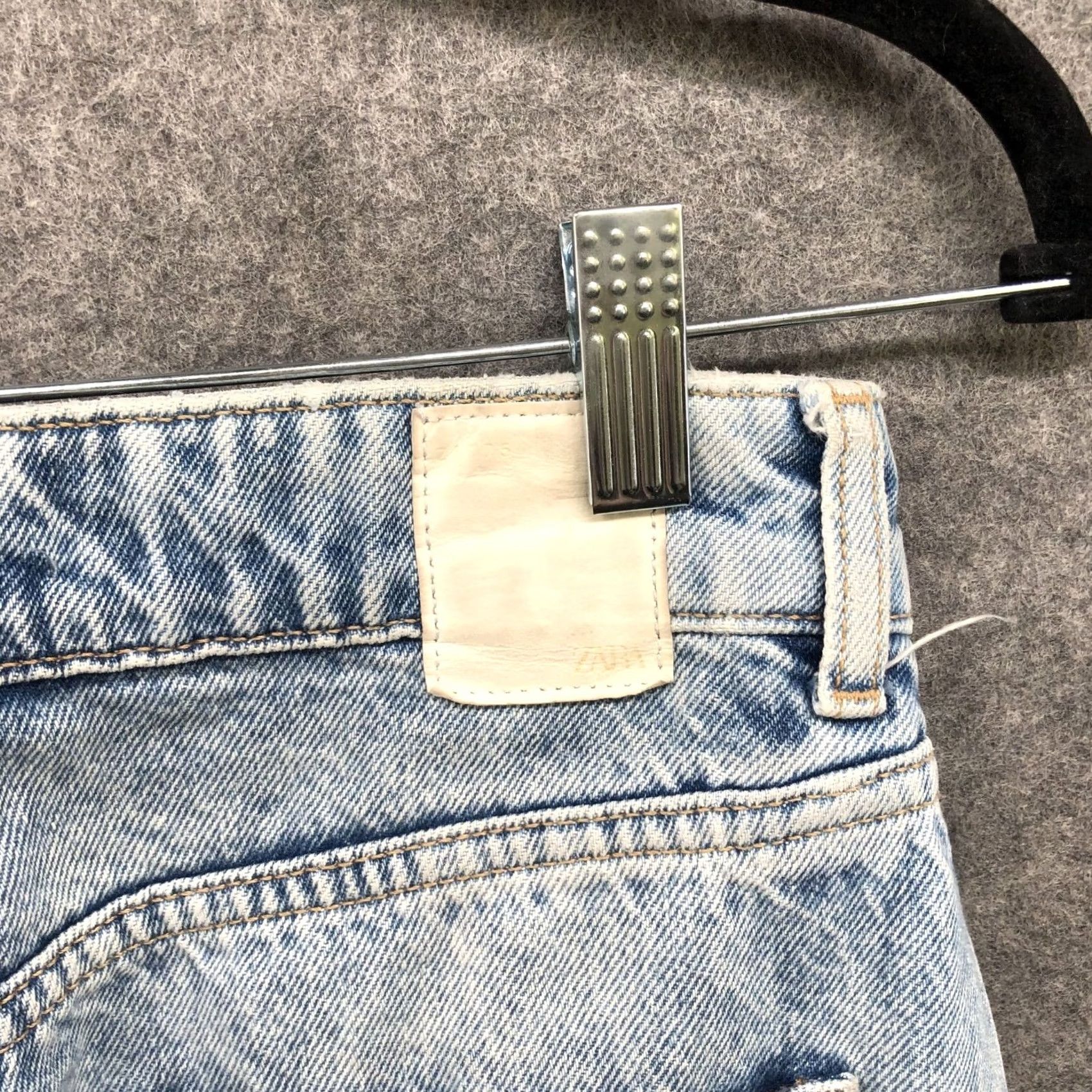 Zara Zara High Waisted Mom Jean Womens Size 2 Light Wash Blue Distressed Raw Hem Jeans Size 26" / US 2 / IT 38 - 7 Thumbnail