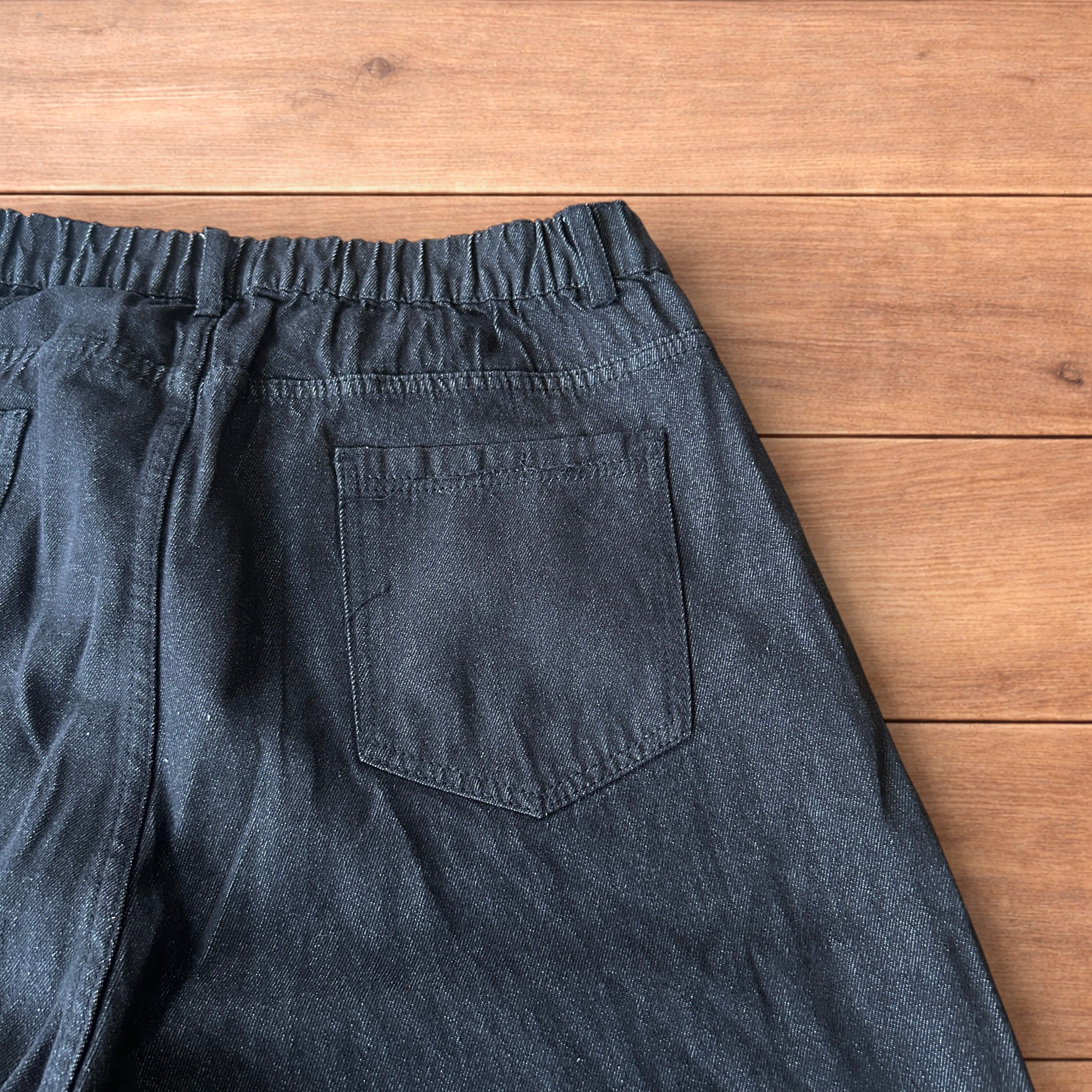 Japanese Brand Super baggy raw denim style skater jeans in washed black. Size US 32 / EU 48 - 4 Thumbnail