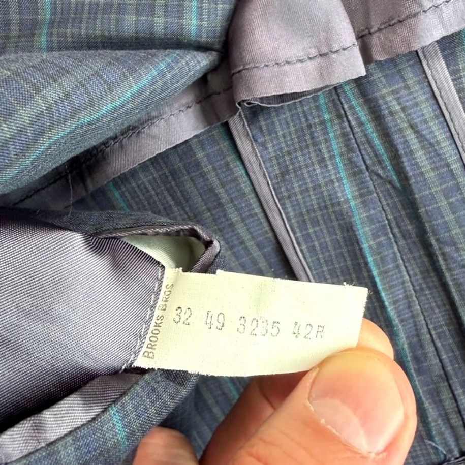 Brooks Brothers VINTAGE Brooks Brothers Blazer Sport Coat Blue Plaid Men 42R Regular Fit Two-Button Notch Lapel USA Size 42R - 3 Thumbnail