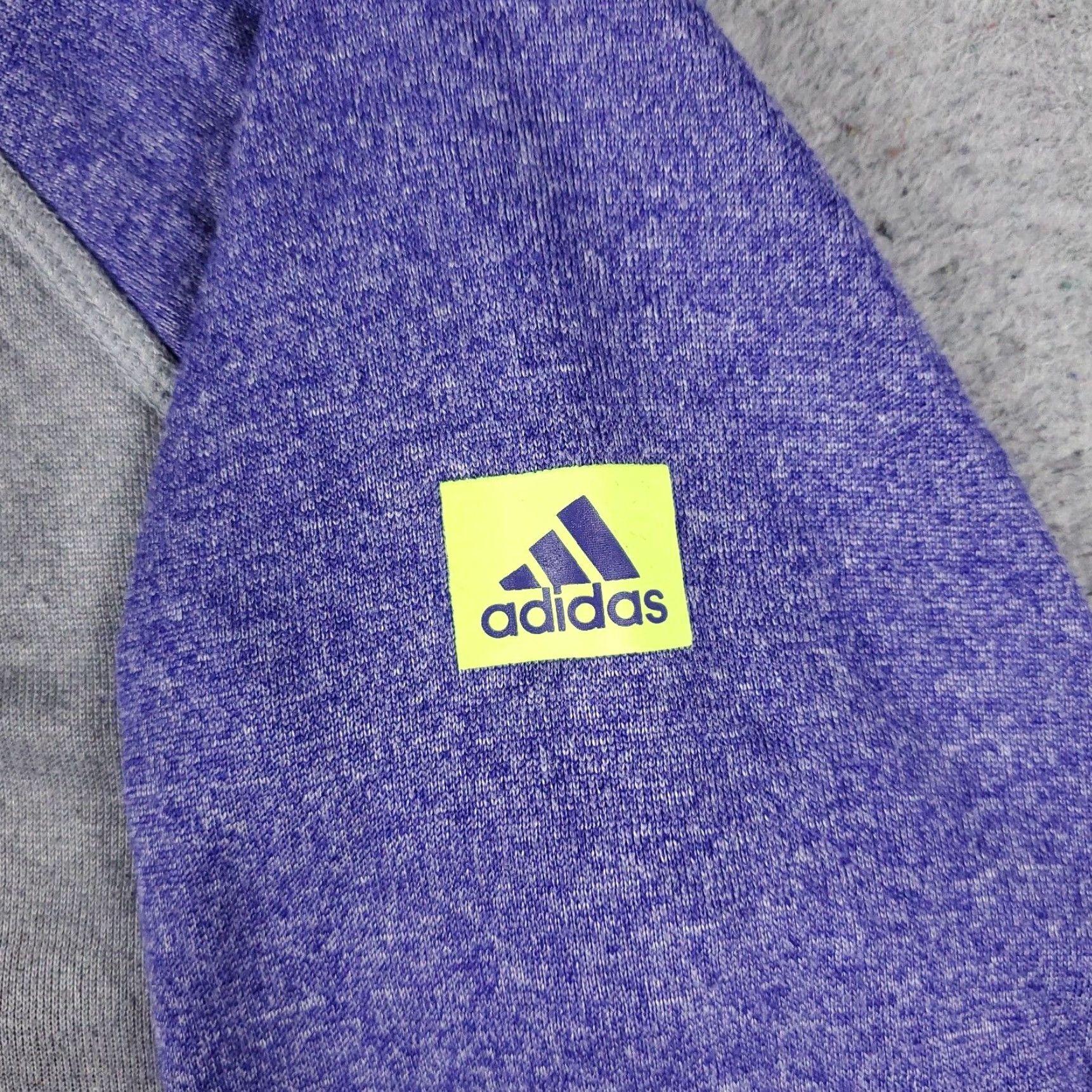 Adidas VINTAGE Adidas Women's Hoodie Pullover Sweatshirt Small Gray Logo Casual Activewear Winter Women Size S / US 4 / IT 40 - 6 Thumbnail
