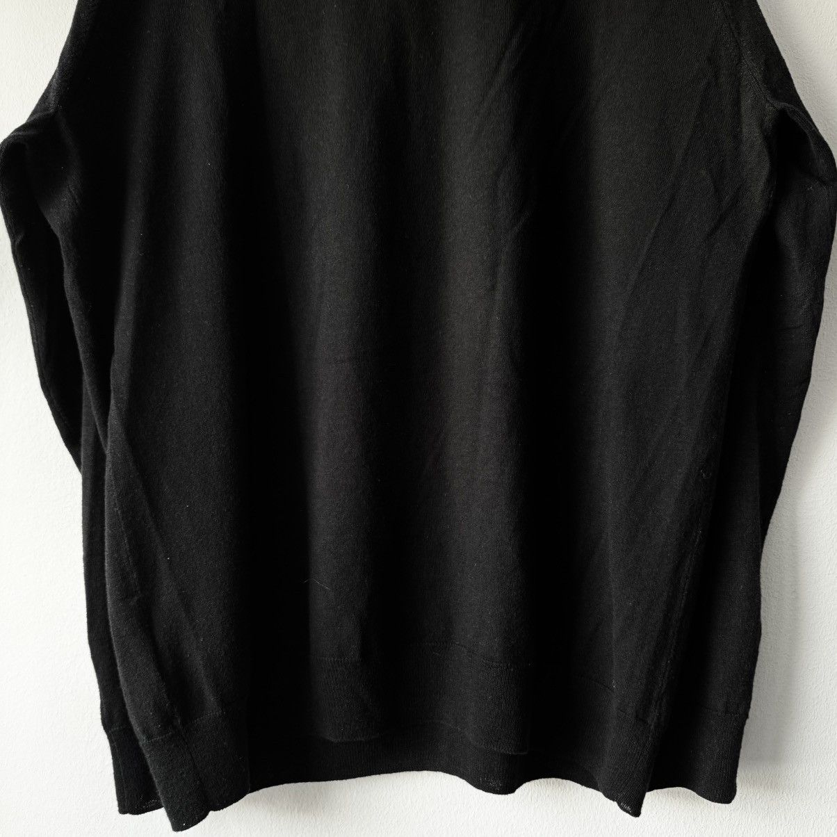 Maison Margiela AW2015 Maison Margiela V-Neck Pullover Elbow Patch Knit Size US L / EU 52-54 / 3 - 8 Thumbnail