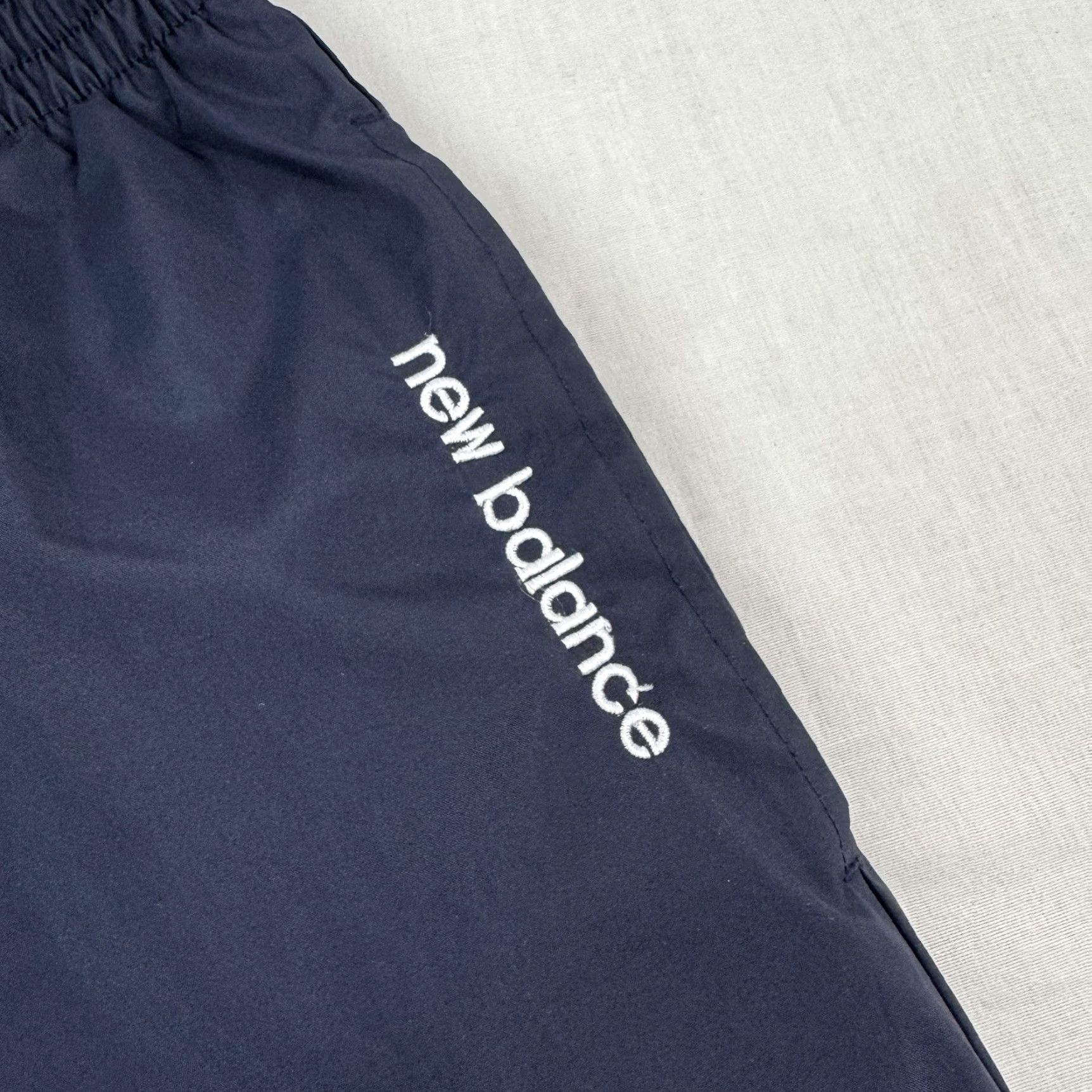 New Balance Vintage New Balance Track Pants Mens Large Blue 90s Hipster Grunge Baggy Elastic Waist Sports Size US 33 - 4 Thumbnail