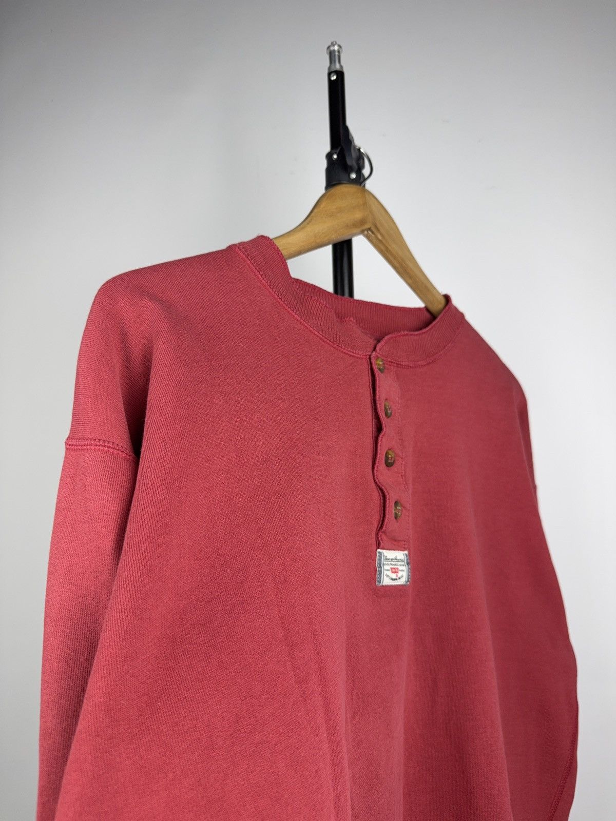 Levi's 90s Vintage Levi’s Red Henley Sweatshirt Made in Portugal Size US L / EU 52-54 / 3 - 2 Thumbnail