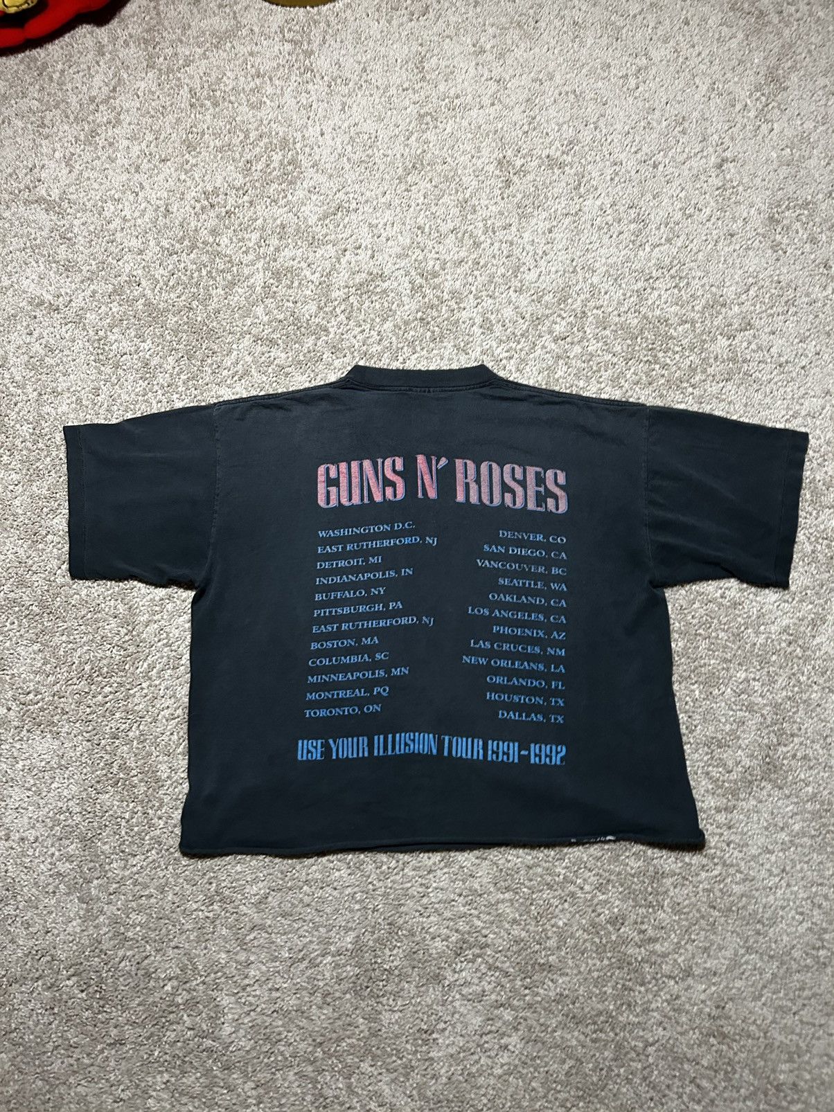 Brockum Vintage 1991 Guns N Roses Use Your Illusion Tour tee Size US XL / EU 56 / 4 - 3 Thumbnail