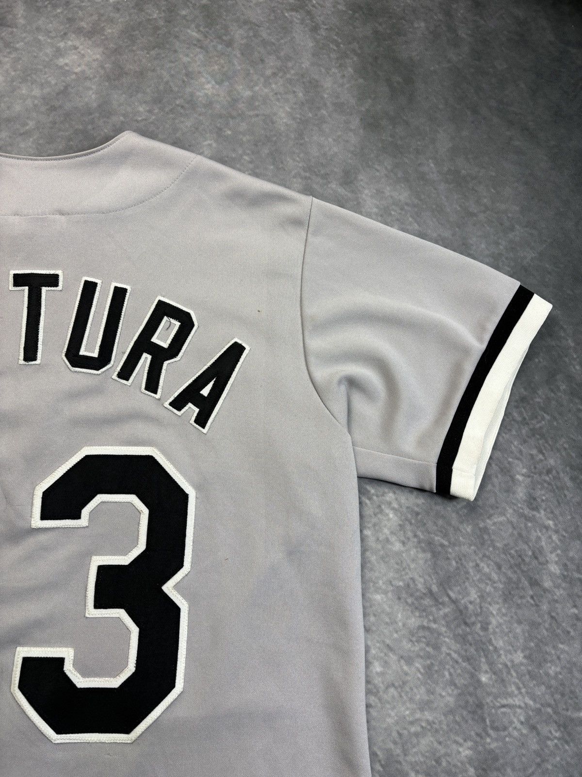 MLB 1990s Vintage Chicago White Sox Jersey Baseball Away Majesti Size US M / EU 48-50 / 2 - 11 Thumbnail
