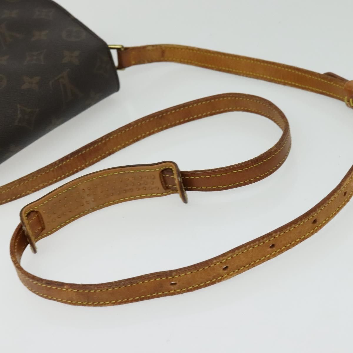 Louis Vuitton LOUIS VUITTON Monogram Saint Cloud MM Shoulder Bag M51243 Size ONE SIZE - 7 Thumbnail