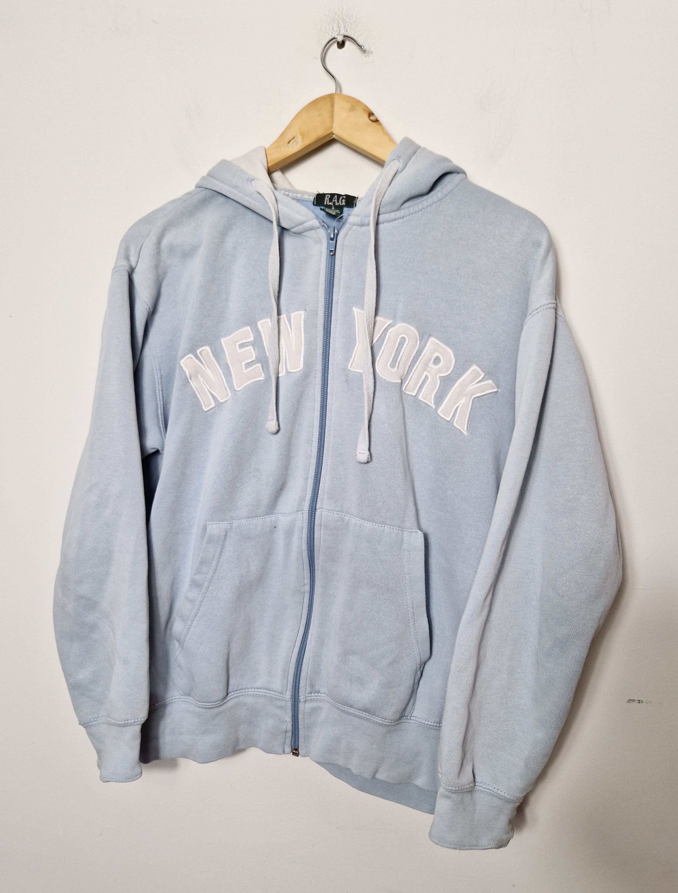 Vintage vintage boxy baby blue New York y2k hoodie Size US L / EU 52-54 / 3 - 1 Thumbnail