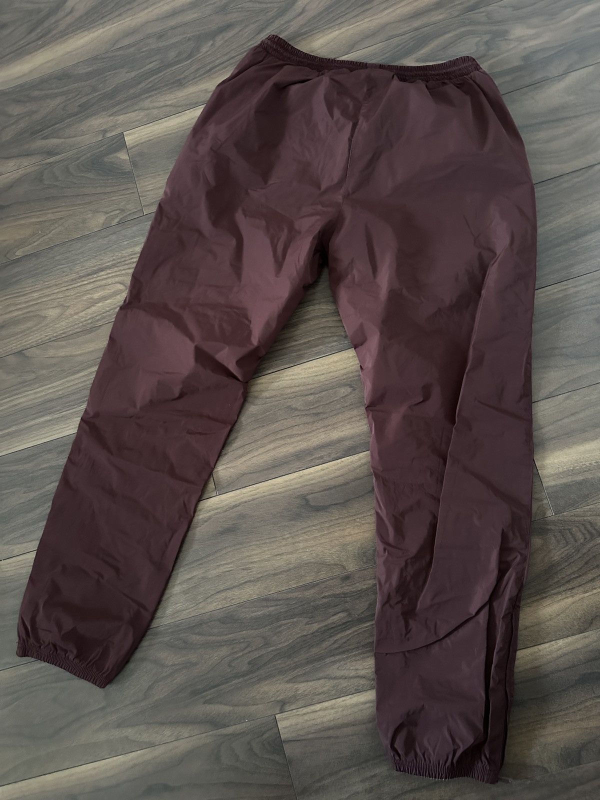 Yeezy Yeezy Season 5 Calabasas Nylon Track Pants Burgundy Size US 32 / EU 48 - 6 Thumbnail