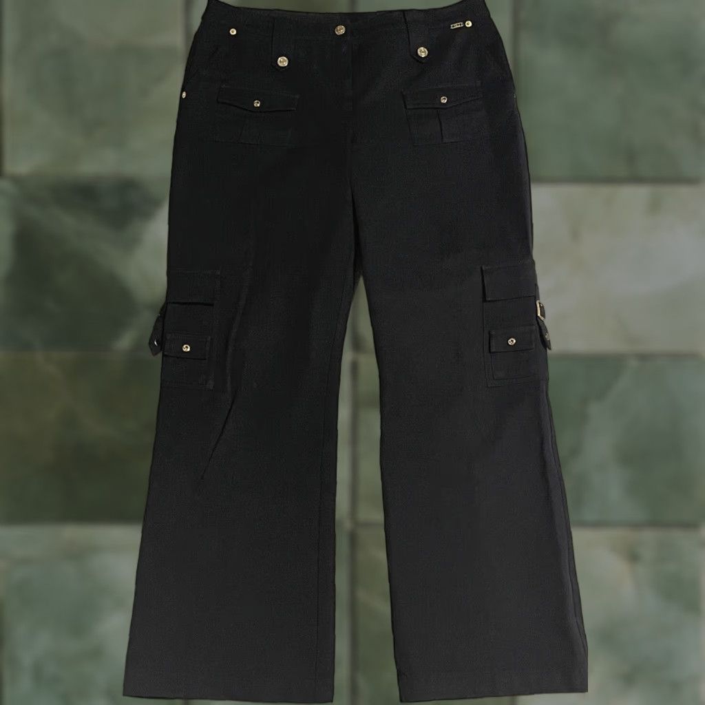 Essentials VINTAGE St John Sport Essentials By Marie Gray Black Cargo Pants 35x30.5 Size Size 24" / US 00 / IT 34 - 1 Thumbnail