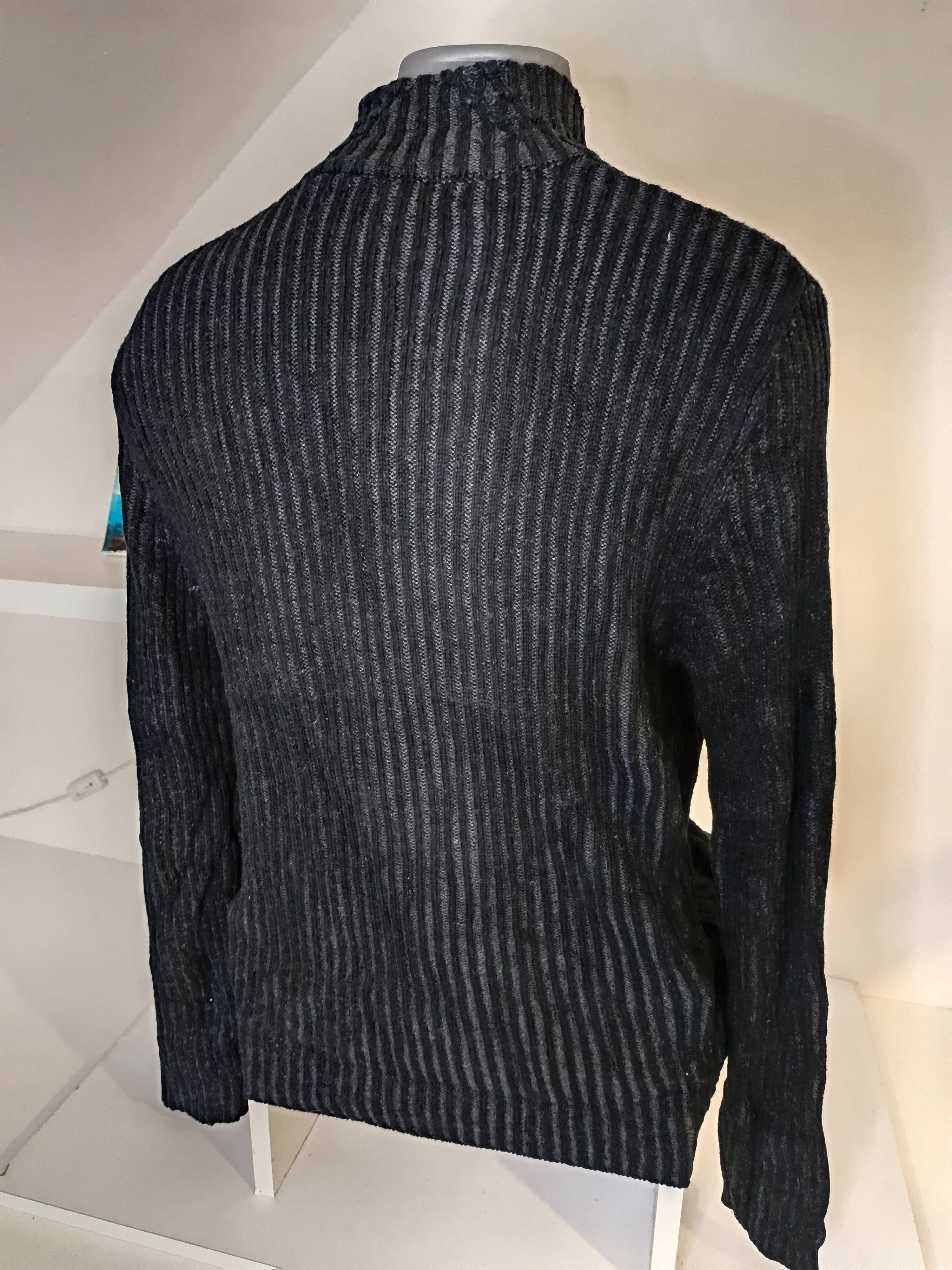 Calvin Klein Calvin Klein black sweater for men Size US L / EU 52-54 / 3 - 4 Thumbnail