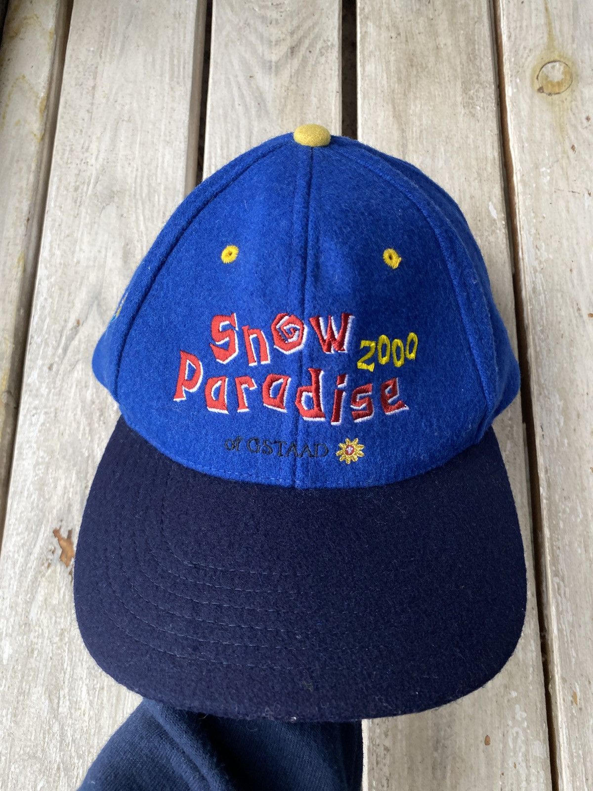 Vintage Vintage 2000s Snow Paradise Ski Team Fleece Cap Size ONE SIZE - 2 Thumbnail