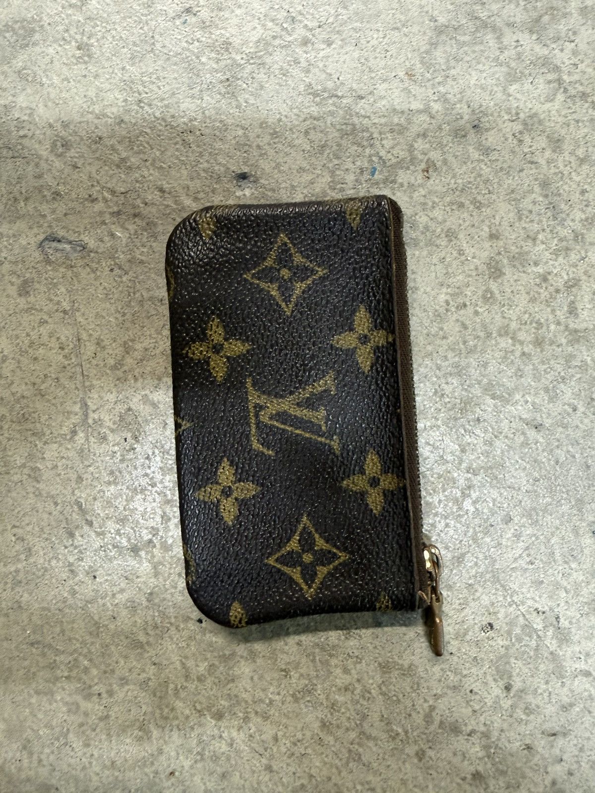 Louis Vuitton Louis Vuitton Monogram Coin Pouch Size ONE SIZE - 2 Thumbnail