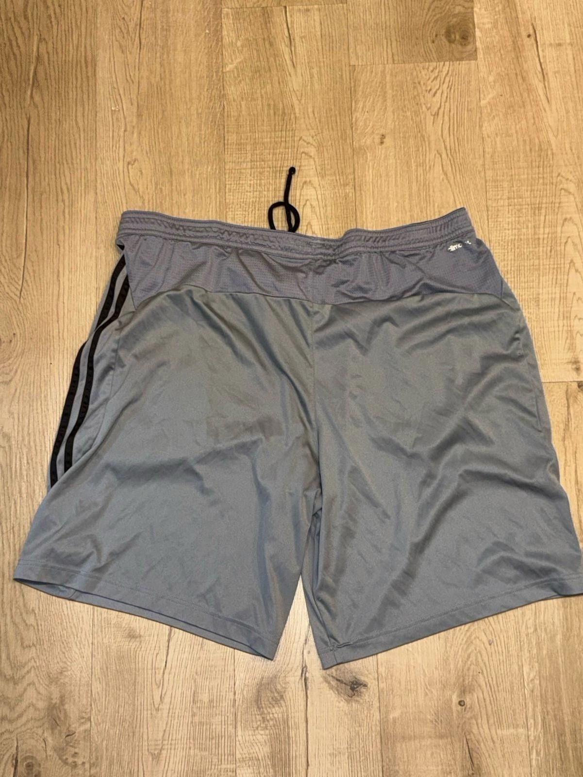 Adidas Adidas Grey Soccer FC Shorts Mens XL Vintage Y2K Rare 90s Size US 36 / EU 52 - 4 Thumbnail