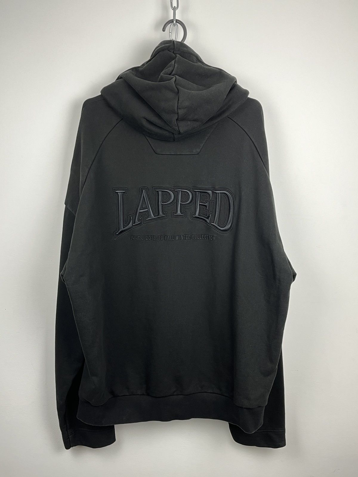 Juun.J Juun.J Black Embroidered Lapped Hoodie Streetwear Men’s M Size US M / EU 48-50 / 2 - 2 Thumbnail