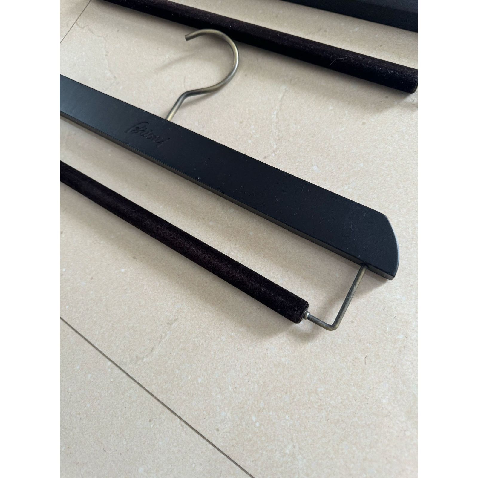 Brioni o1rshd1 Size: OS / 8 Brioni Pant Hangers in Black Size ONE SIZE - 7 Thumbnail
