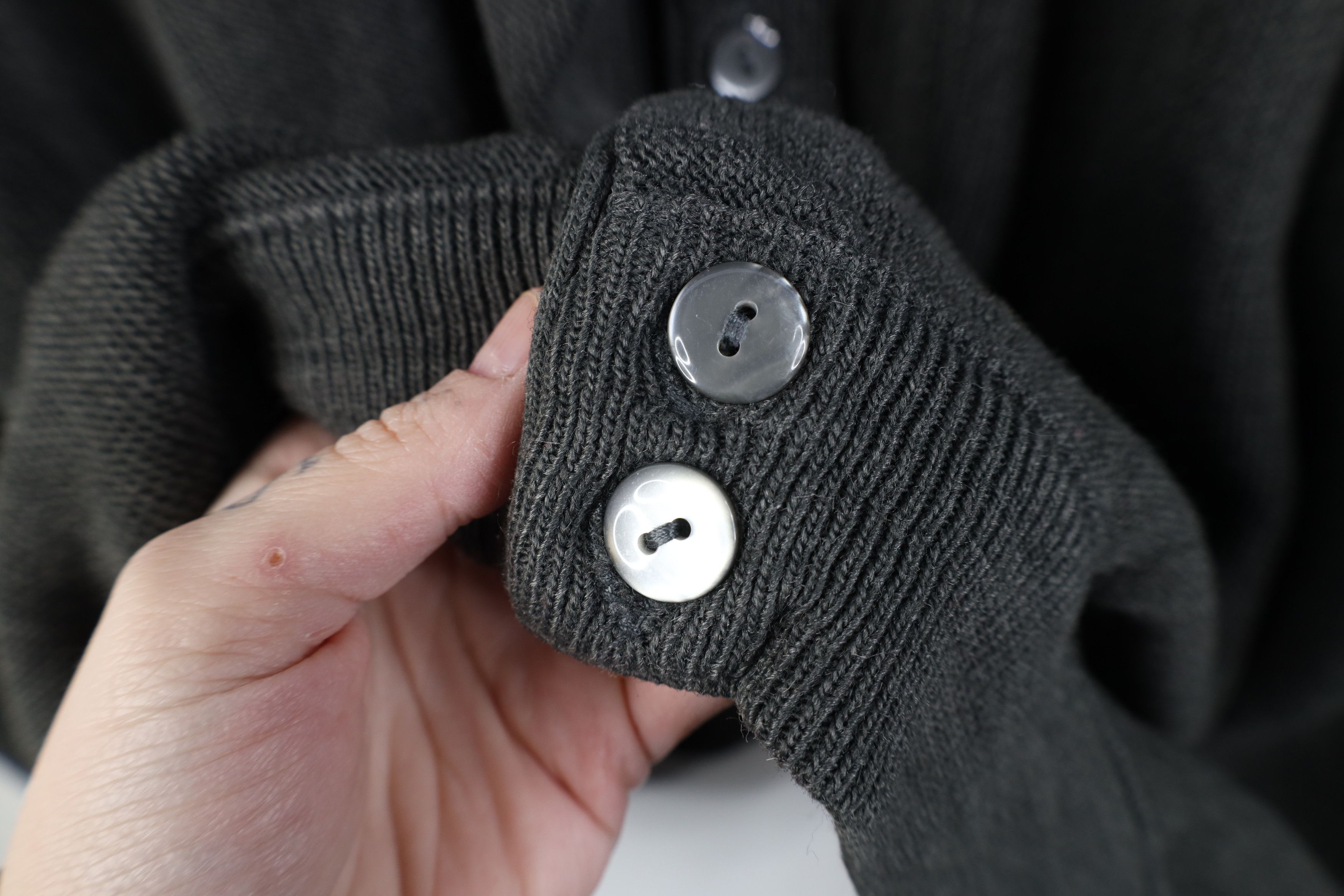 Vintage Vintage 90s Streetwear Knit Cardigan Sweater Dark Gray USA Size US XL / EU 56 / 4 - 6 Thumbnail