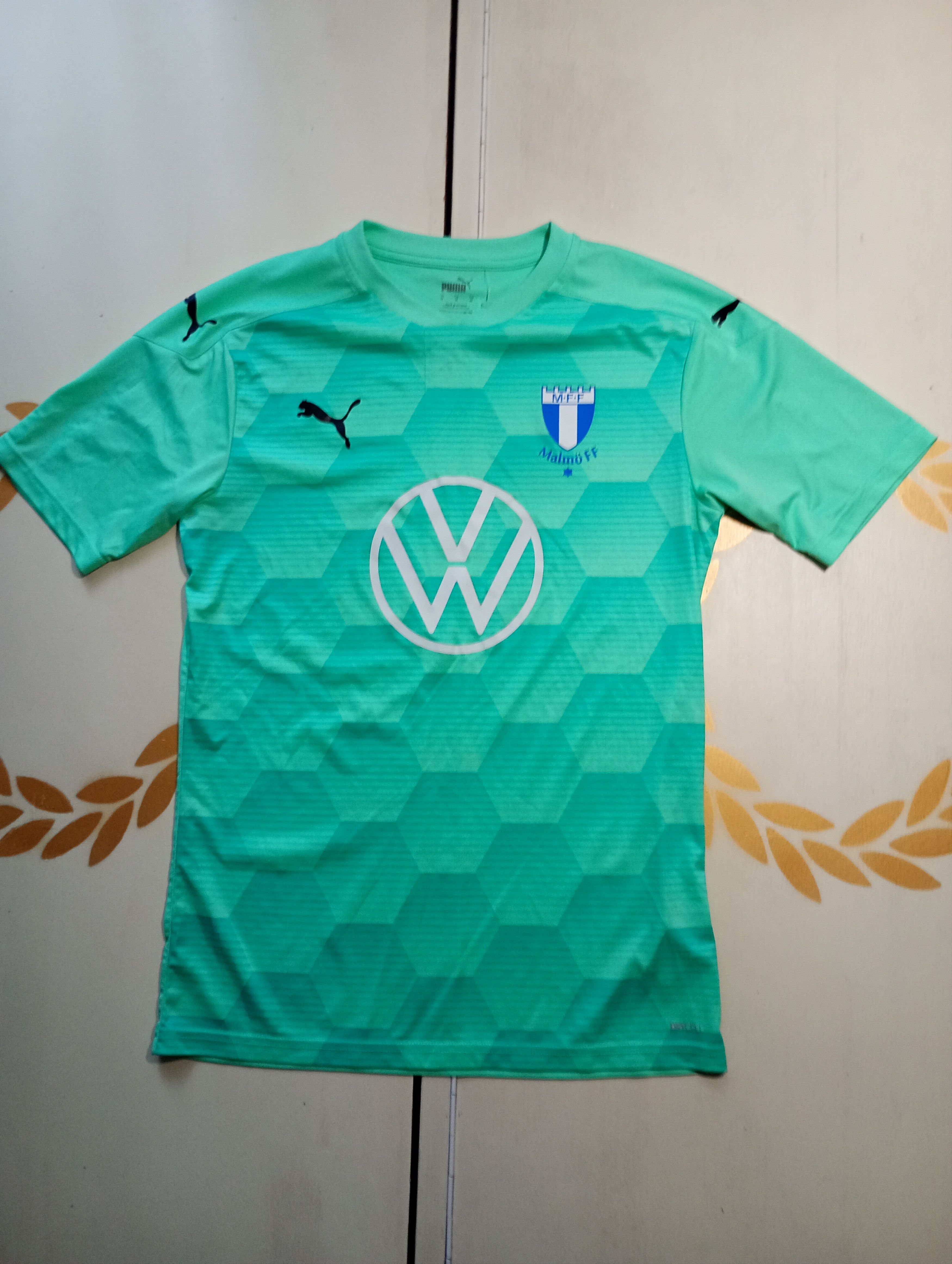 Puma Puma Malmö FC Goalkeeper Jersey 2021 Size US M / EU 48-50 / 2 - 2 Thumbnail
