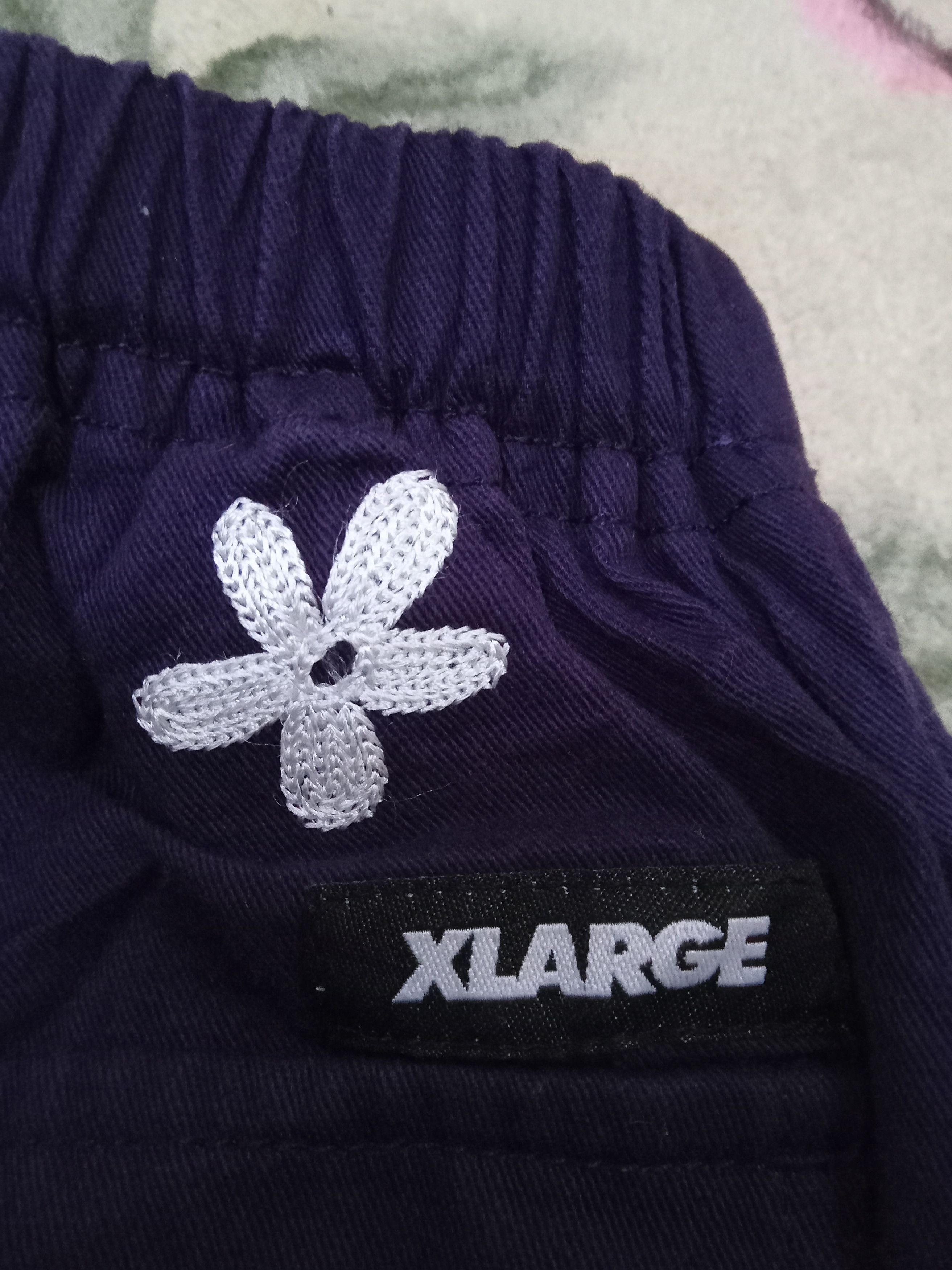 Xlarge XLarge Peace And Flowers Motive Pants Size US 34 / EU 50 - 3 Thumbnail