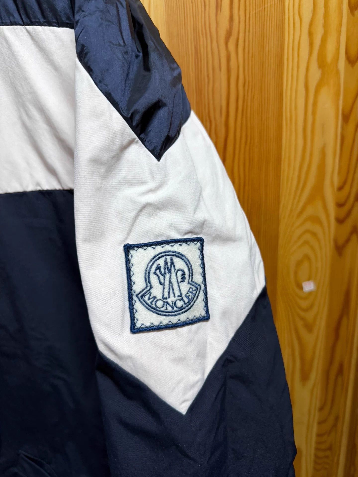 Moncler Moncler Puffer Jacket Size 4 Size US XL / EU 56 / 4 - 2 Thumbnail