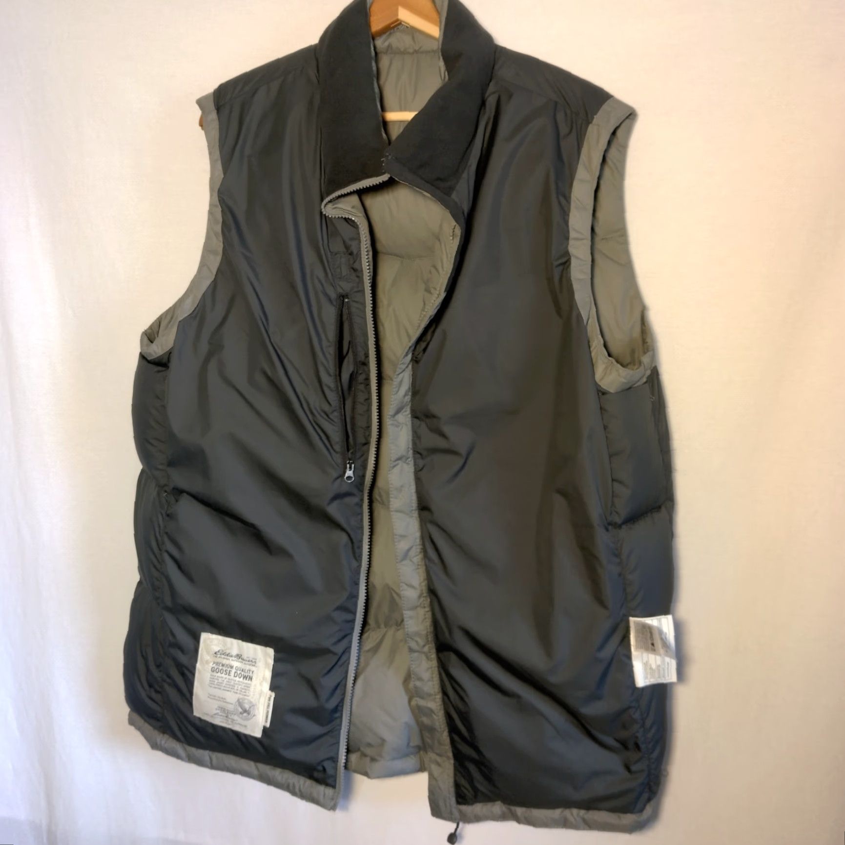 Eddie Bauer VINTAGE Eddie Bauer EB700 Puffer Vest Men L Tall Gray Goose Down Jacket Zip Up Size US L / EU 52-54 / 3 - 5 Thumbnail