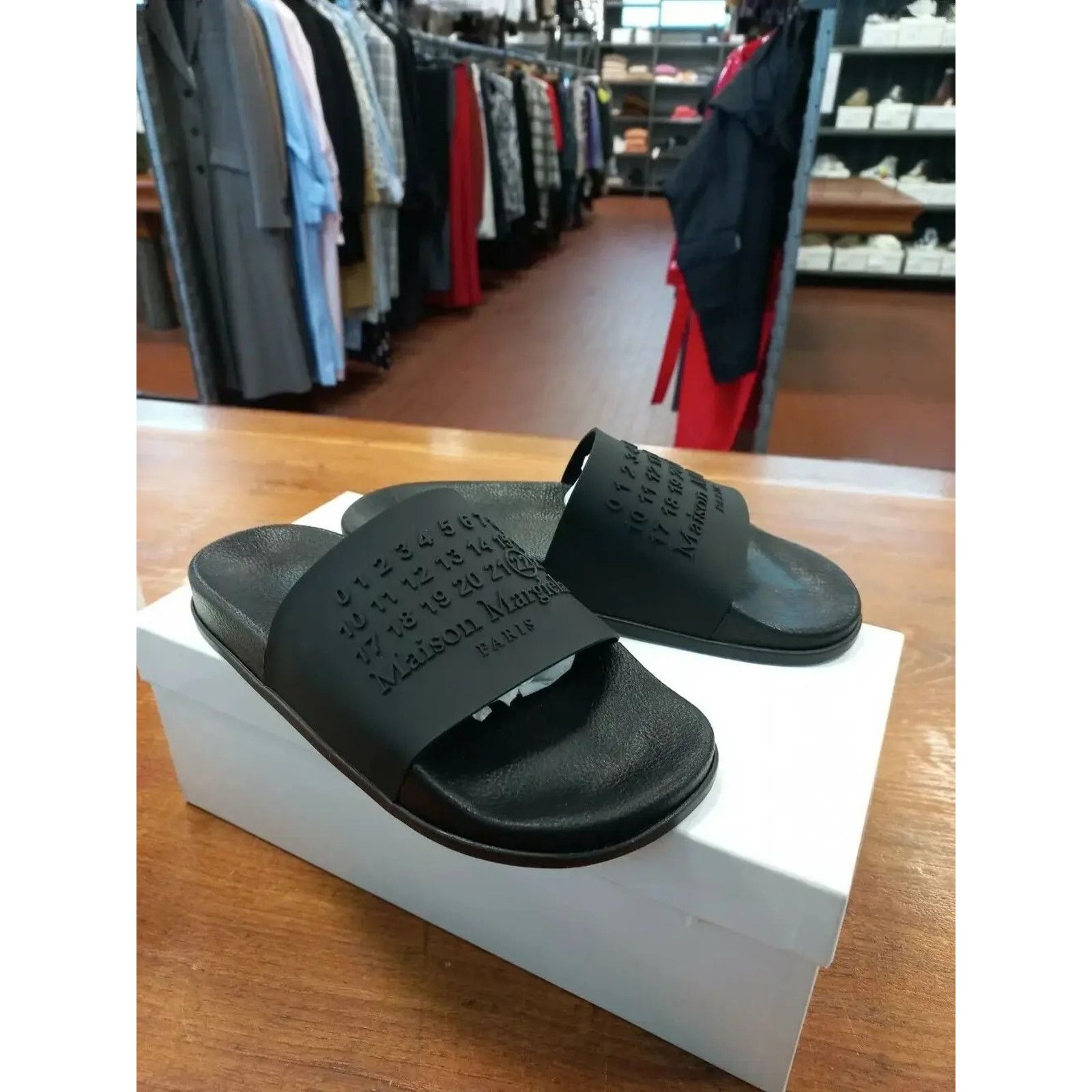 o1rshd1 Slipper S57WX0024 in Nero