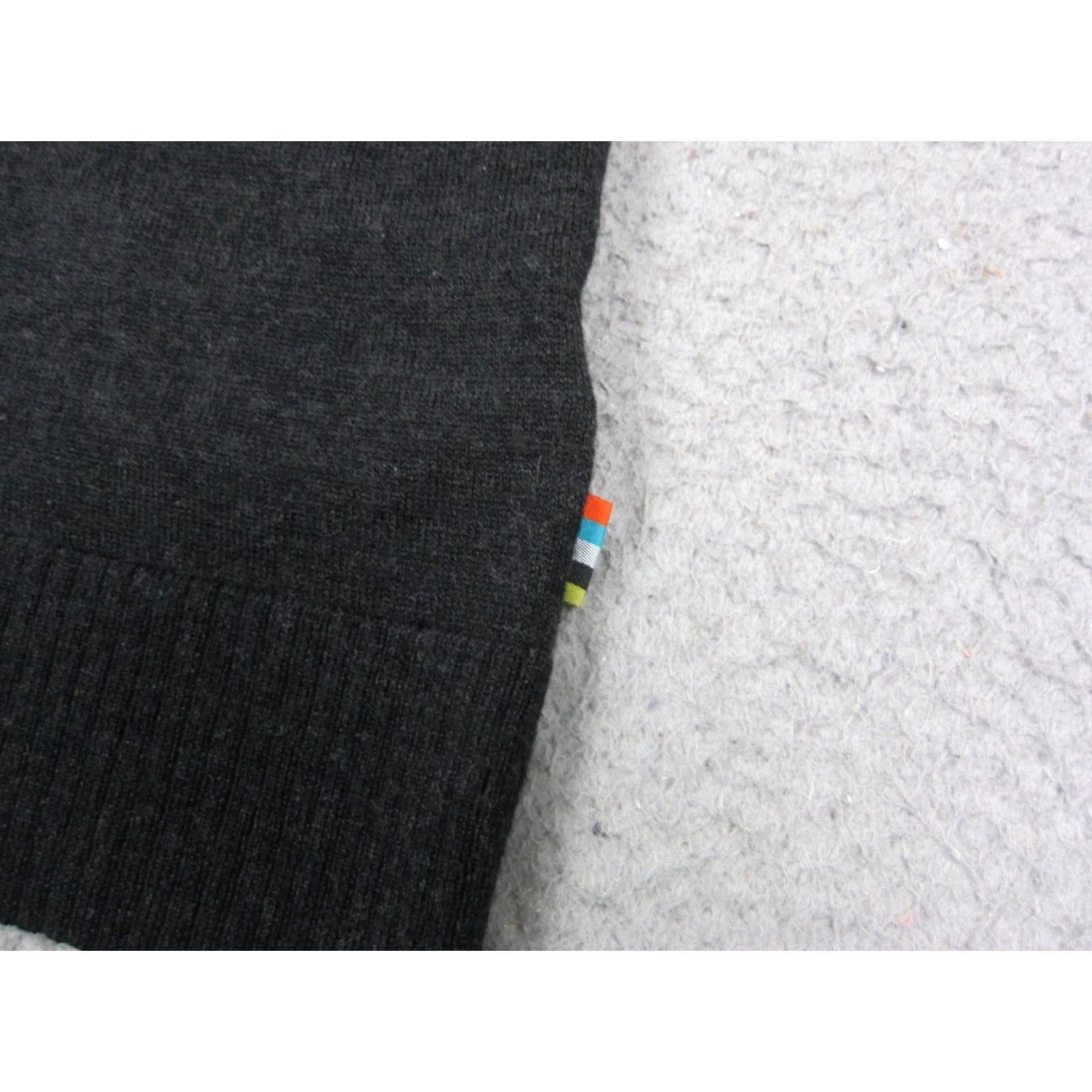 Smartwool SmartWool Sweater Mens M Black V-Neck Merino Wool Pullover 90s Crewneck Shirt Man Regular Winter Fall Summer 90s Mens Size US M / EU 48-50 / 2 - 4 Thumbnail