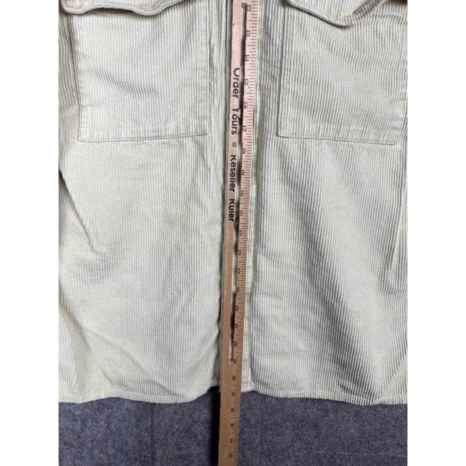 Abercrombie & Fitch Abercrombie & Fitch Corduroy Shirt Jacket Mens XL TALL Heavy Shacket Boxy Chore Shirt Jacket Corduroy Shirt Jacket Denim Shirts? Size US XL / EU 56 / 4 - 7 Thumbnail