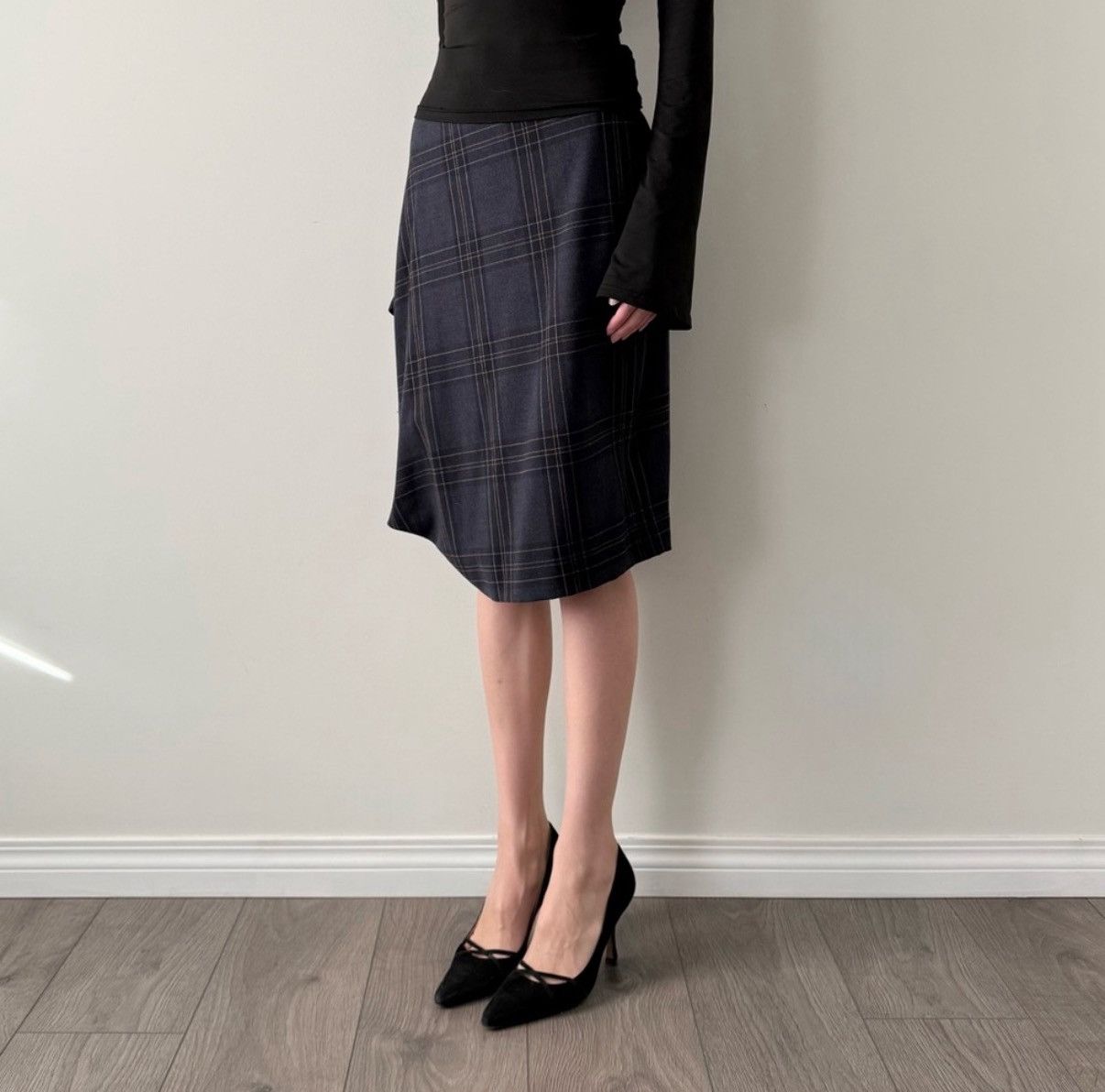 Vivienne Westwood Vivienne Westwood 100% wool plaid midi skirt Size 26" / US 2 / IT 38 - 5 Thumbnail