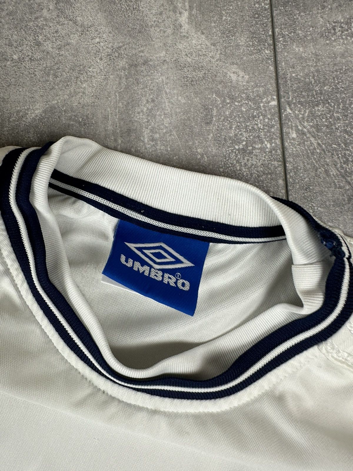 Umbro Umbro England Home 1999/01 Soccer Football Jersey Size US XL / EU 56 / 4 - 17 Thumbnail
