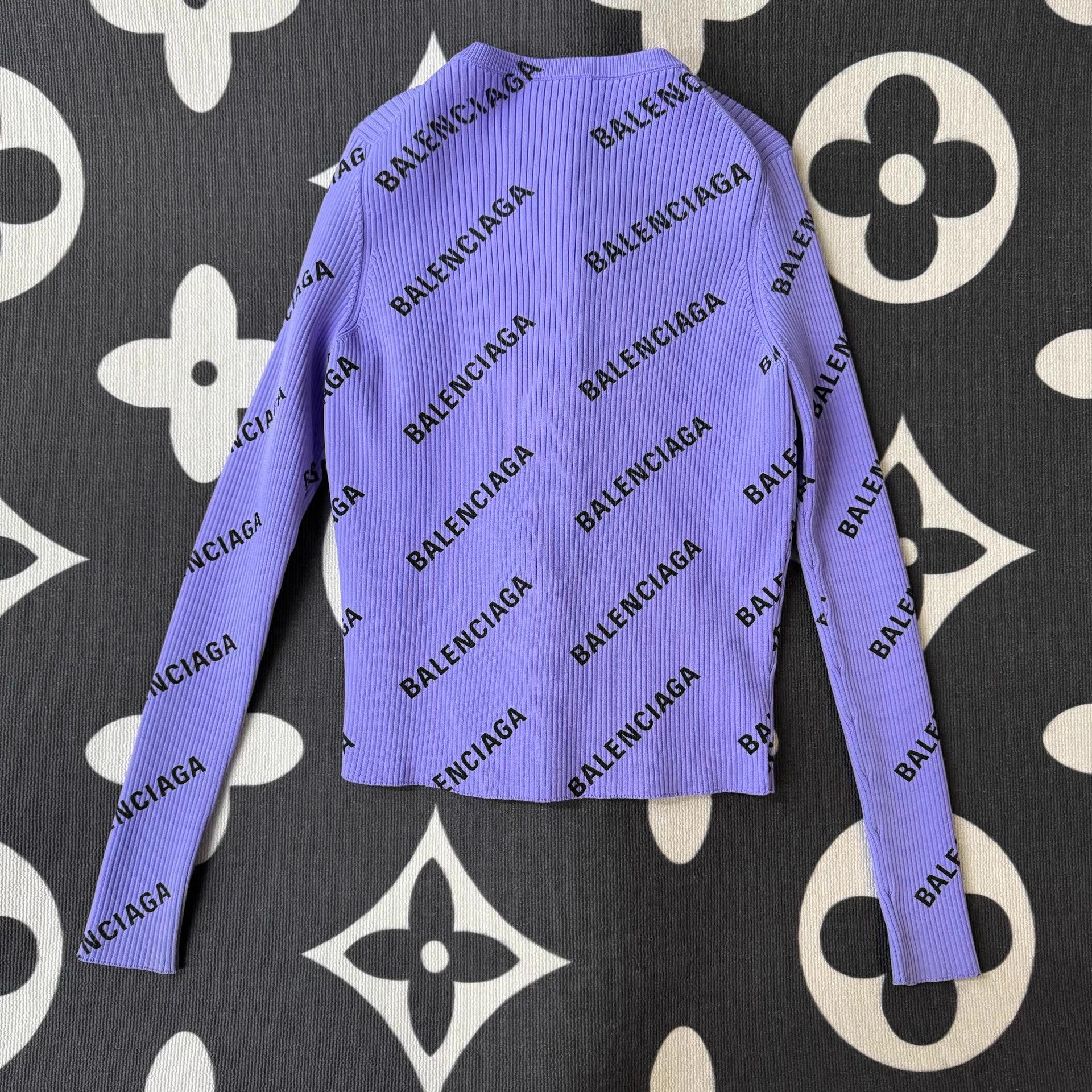 Balenciaga Balenciaga Purple All-Over Print Cardigan Q10 Size US S / EU 44-46 / 1 - 2 Thumbnail
