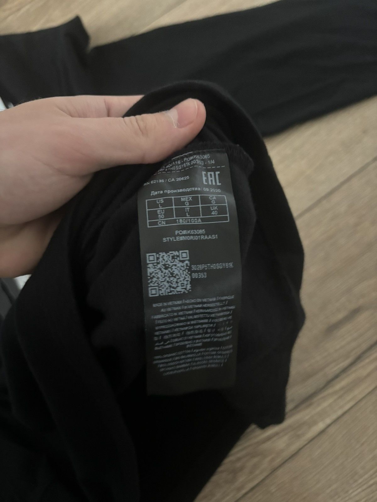 Guess × Pleasures Pleasures Guess Drew Barrymore Long Sleeve Tee Size US L / EU 52-54 / 3 - 4 Thumbnail