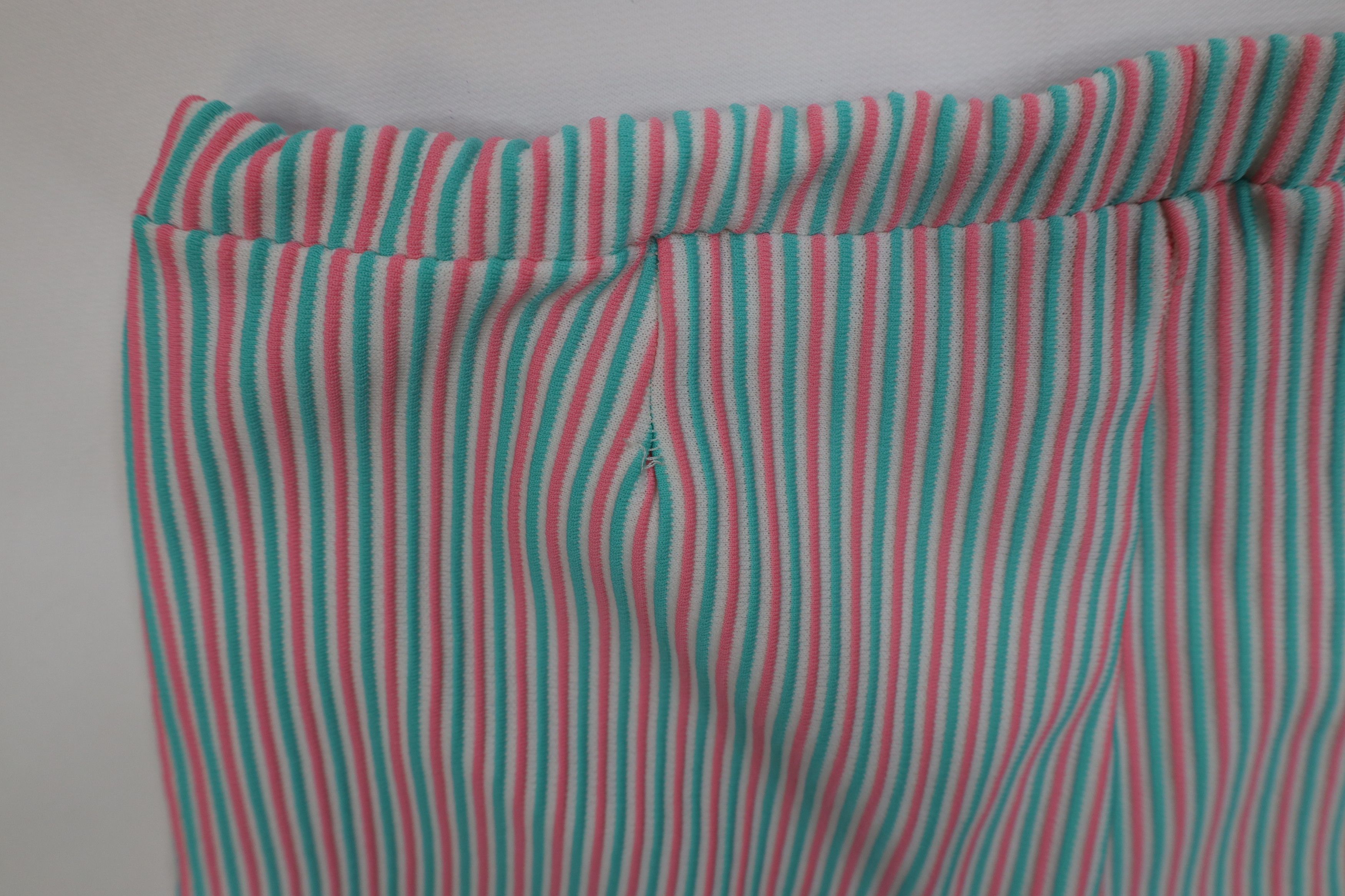 Vintage Vintage 50s Streetwear Knit Above Knee Beach Shorts USA Size 28" / US 6 / IT 42 - 10 Thumbnail